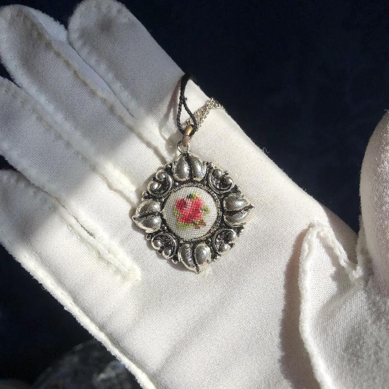 C.a. 1980s Rose Needlepoint Silver Tone Bracelet / Pendant - New Old Stock(MT1139/MT1140)
