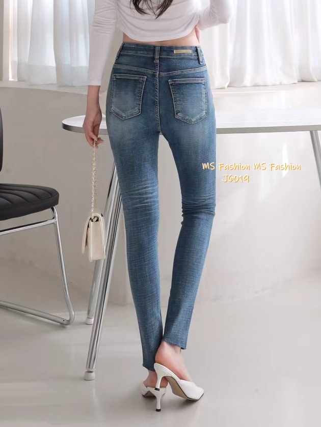 J6019 韓國🇰🇷高質彈性薄料slimcut牛