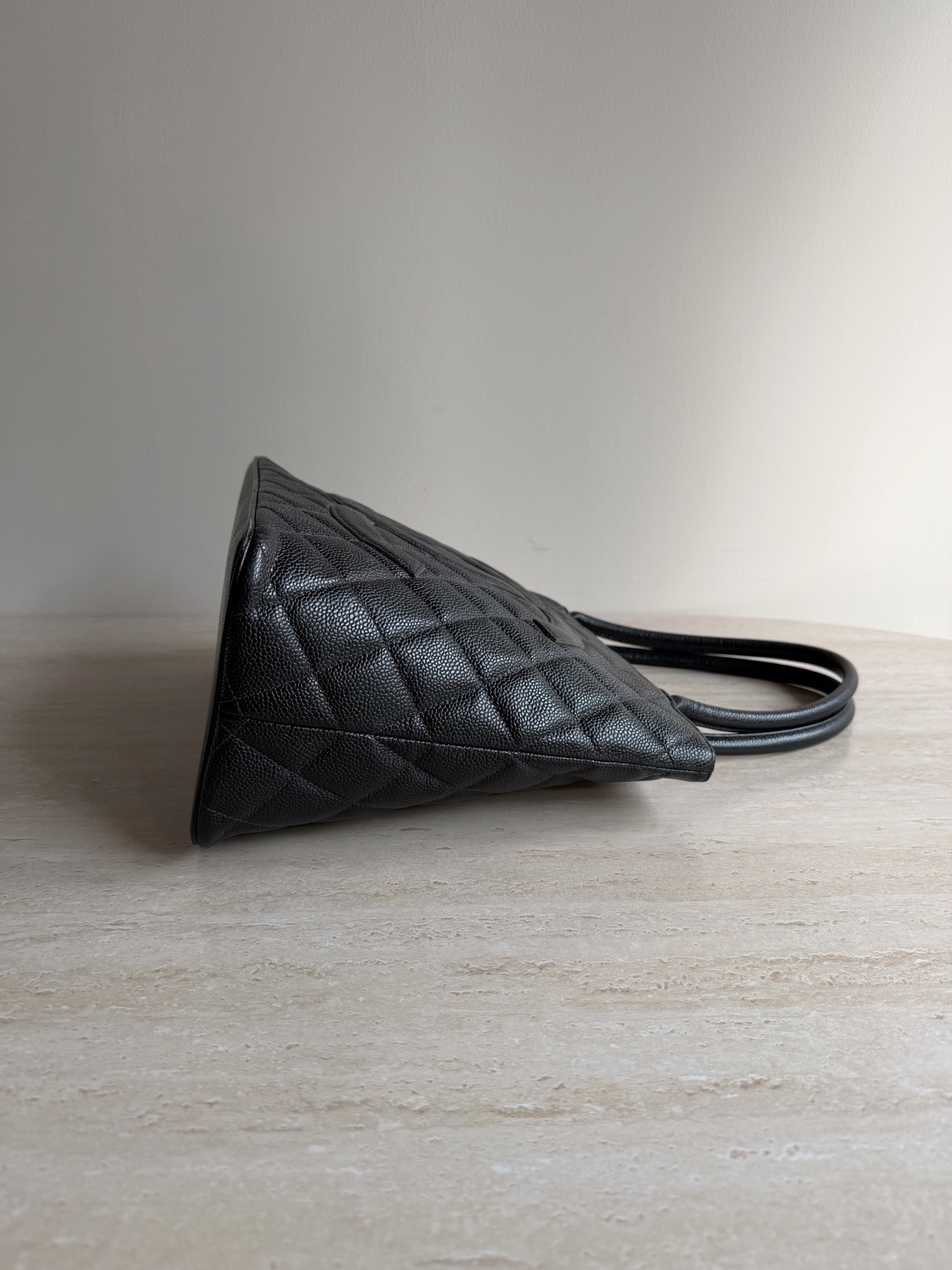 【預訂貨品】Chanel黑銀tote bag