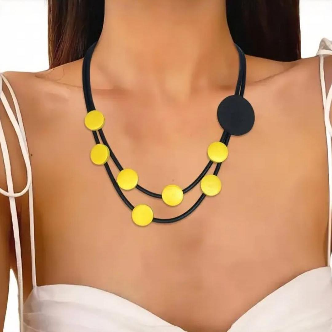 Mid Length Rubber Retro Necklace