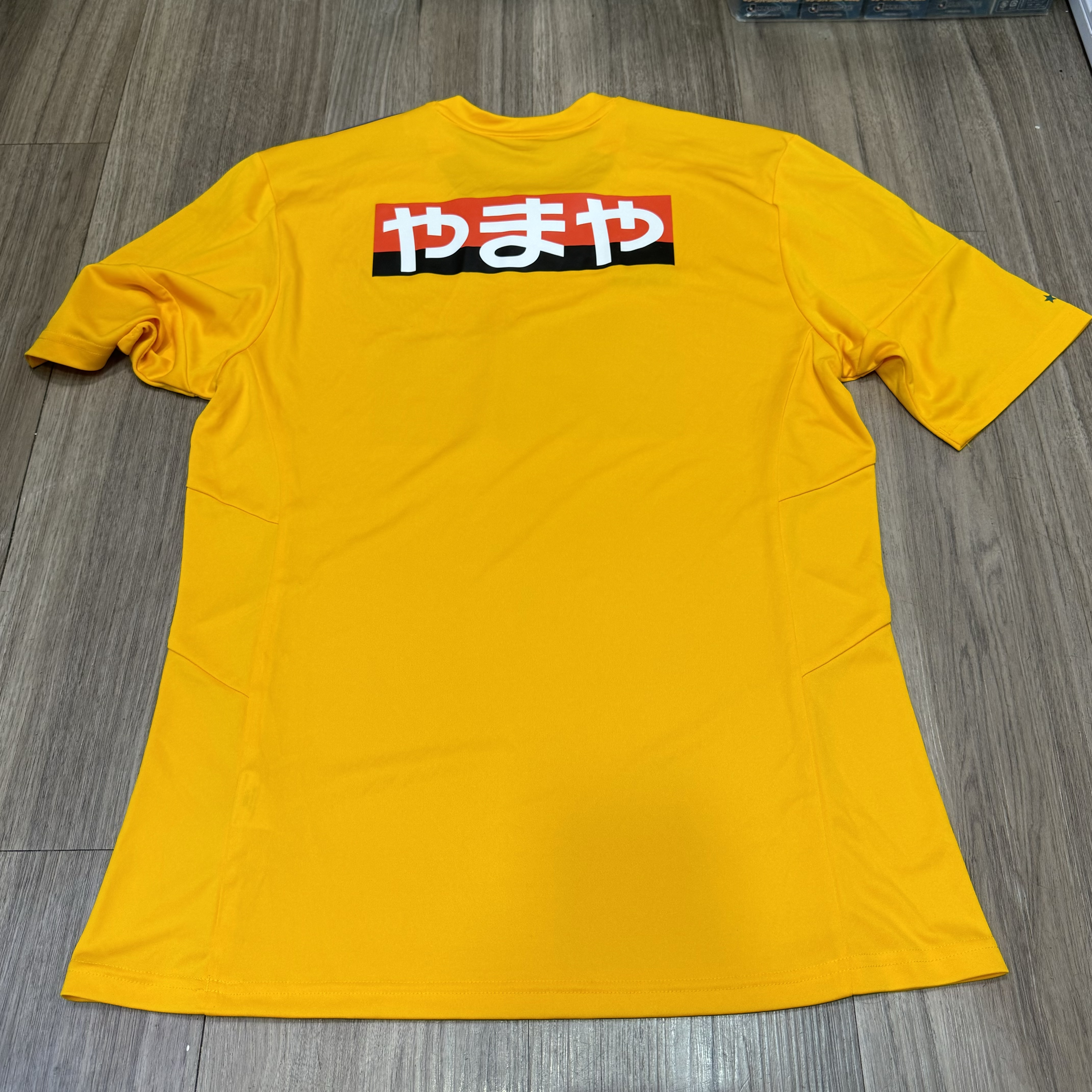 Vegalta Sendai 2015 home shirt