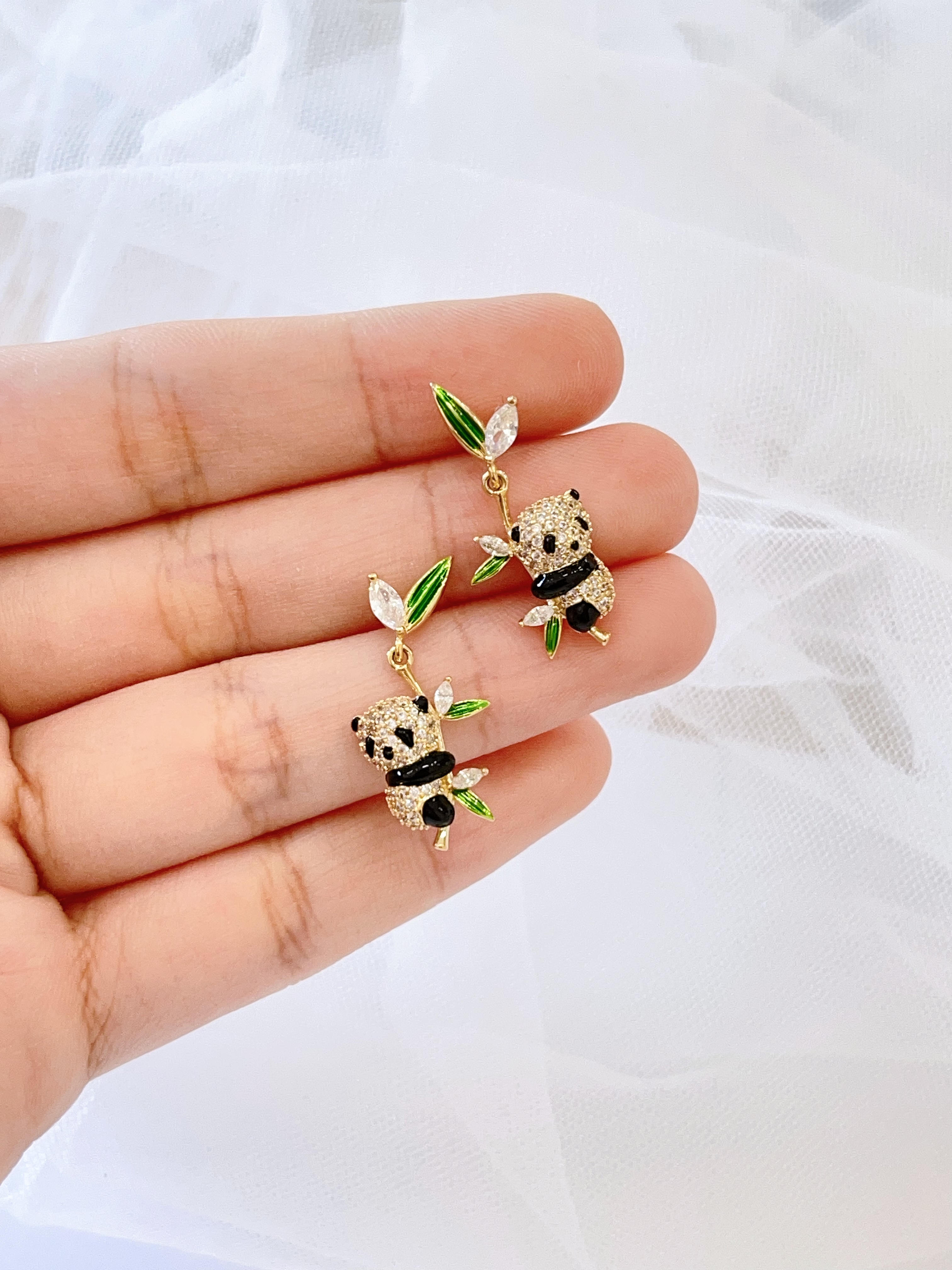 镶钻小熊猫节节高竹子耳环