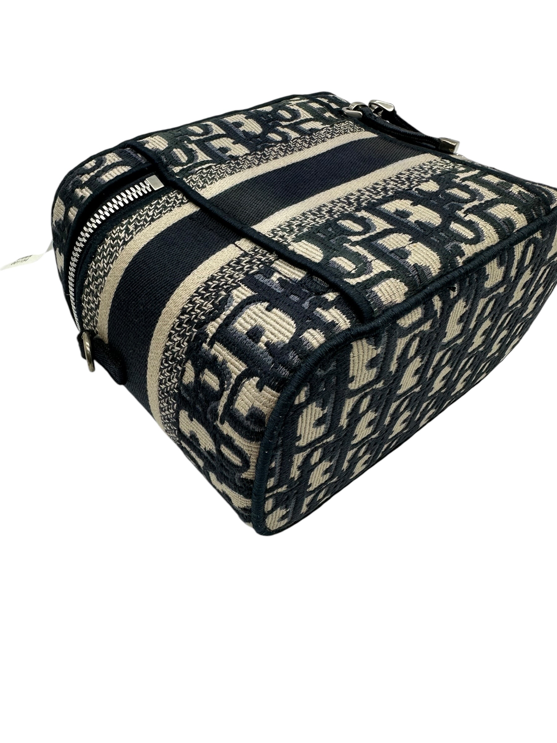 Pre-owned DIOR Travel Vanity Case / Product Code: 070606