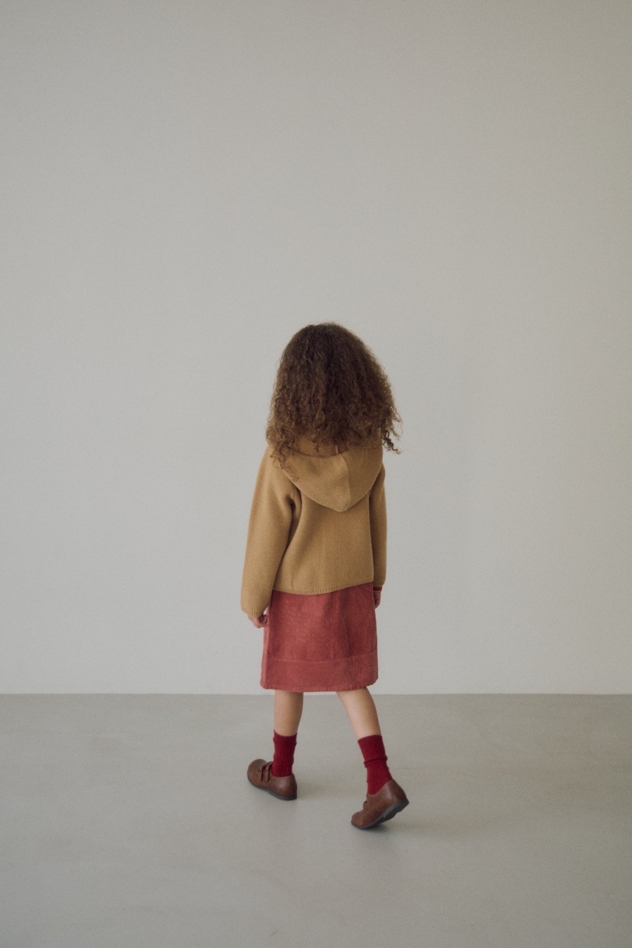 Soye | Zip up wool Hoodie (Camel M100-115)