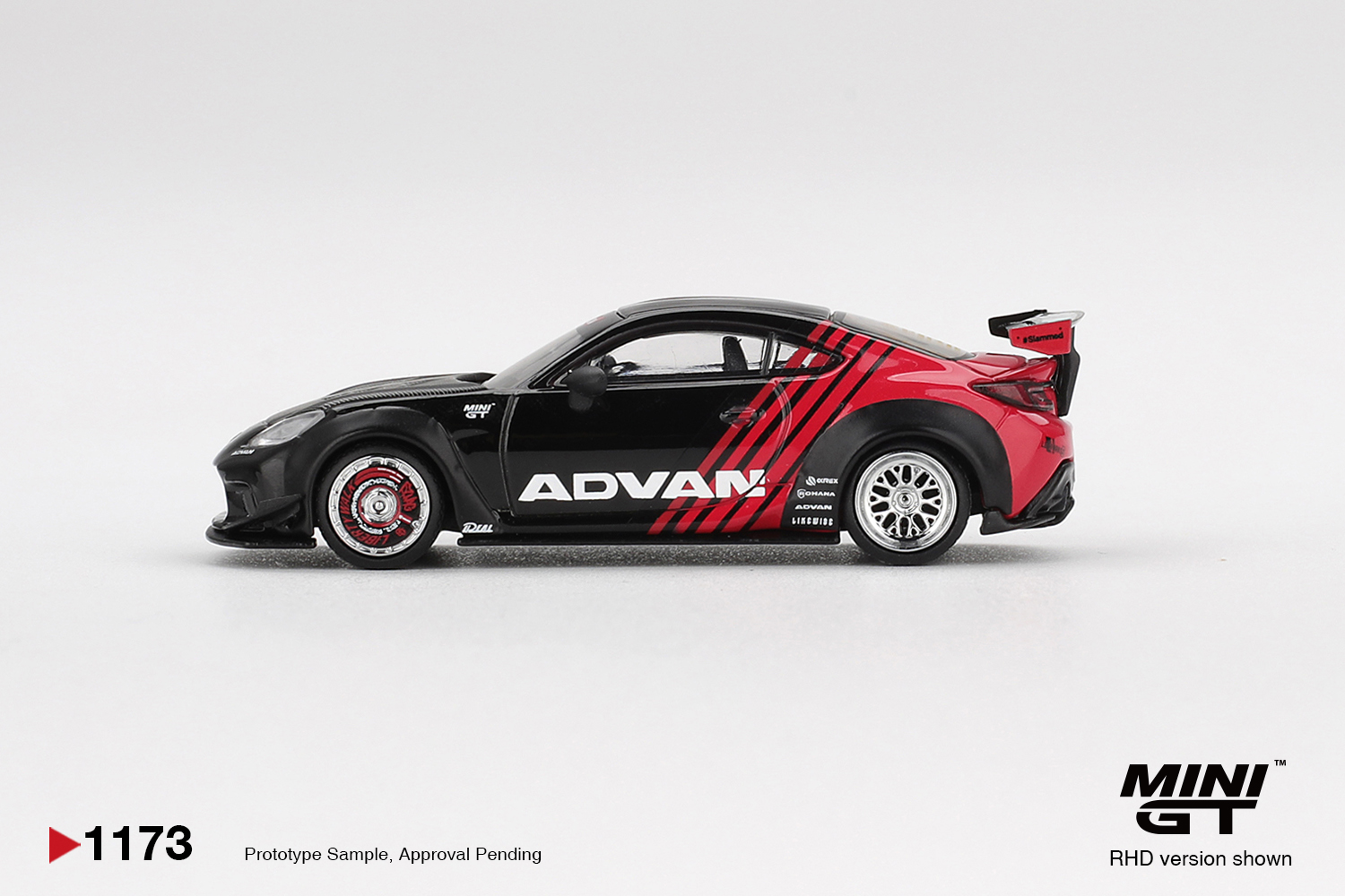 Mini GT 1/64 Toyota GR86 LB★Nation Advan - MGT01173-R