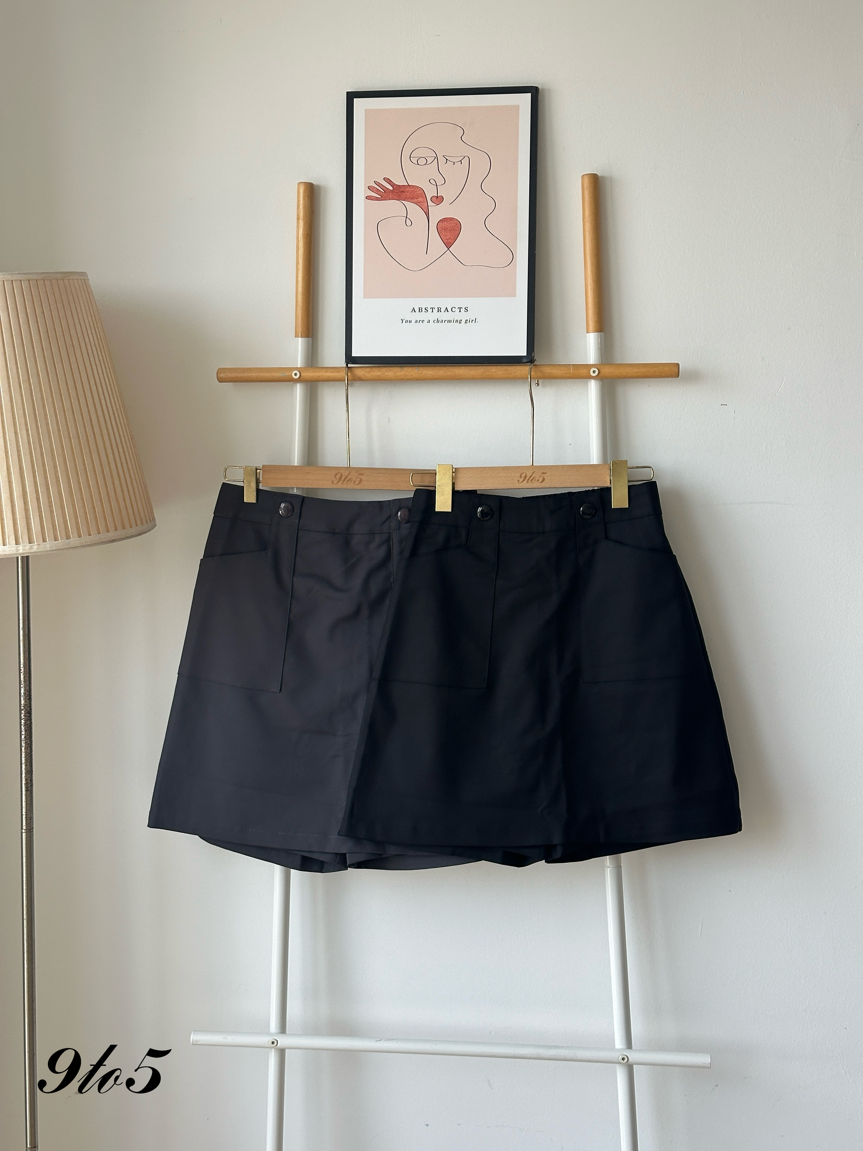 S1852 A Line Skort - Black & Grey