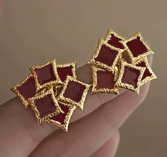Geometric Gold-Edge Cluster Earrings