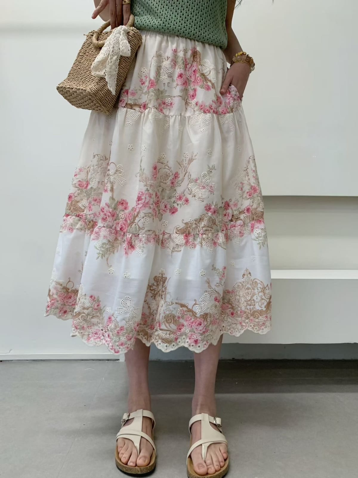 🌟高質刺綉半截通花裙🌟