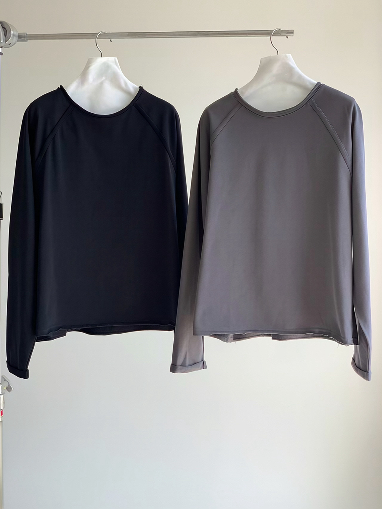 The SoftTailored Raglan Top #top159