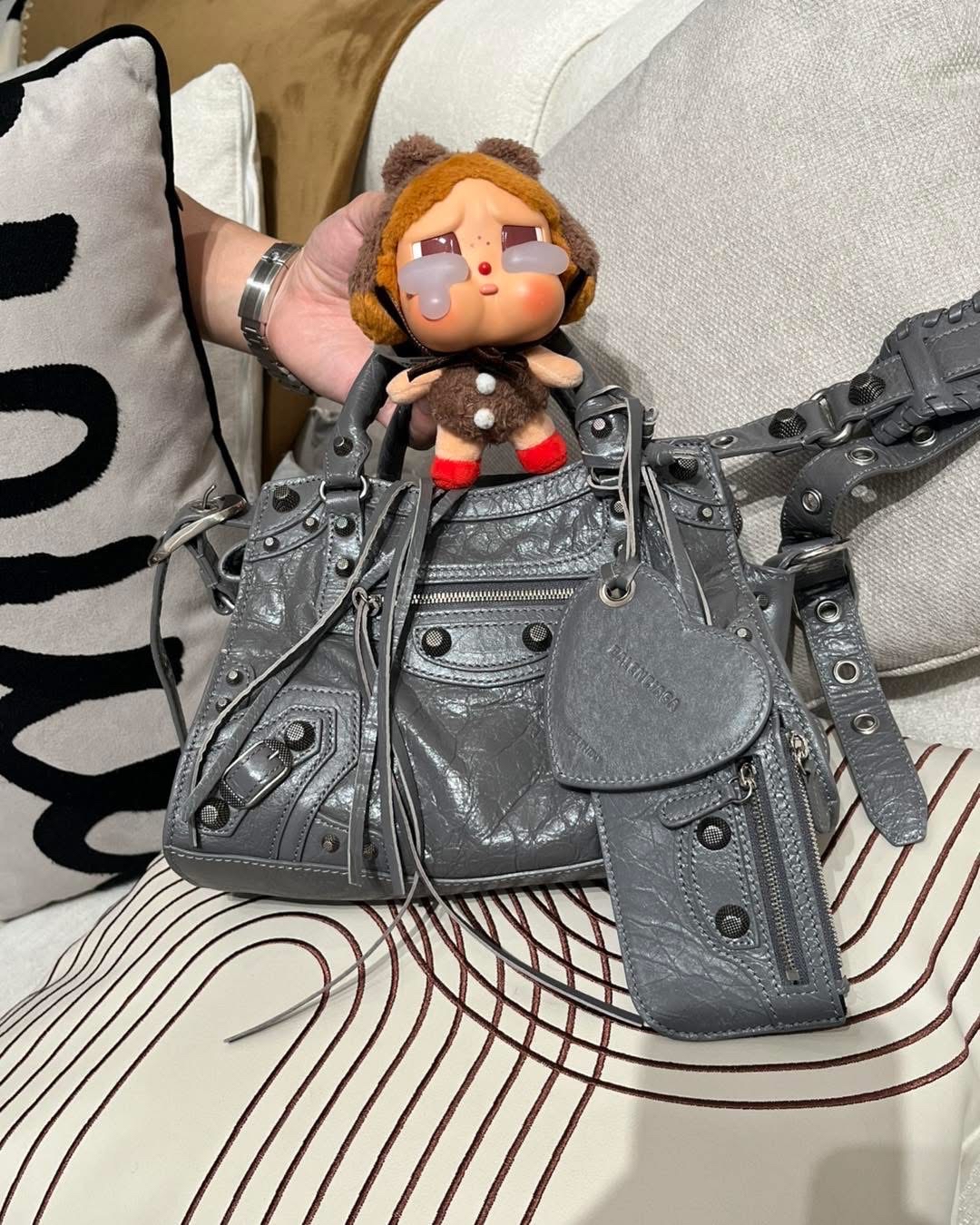 Balenciaga Grey Goatskin Neo Carole City 2 Way Bag 100%Authentic,98%new ✅Dust bag