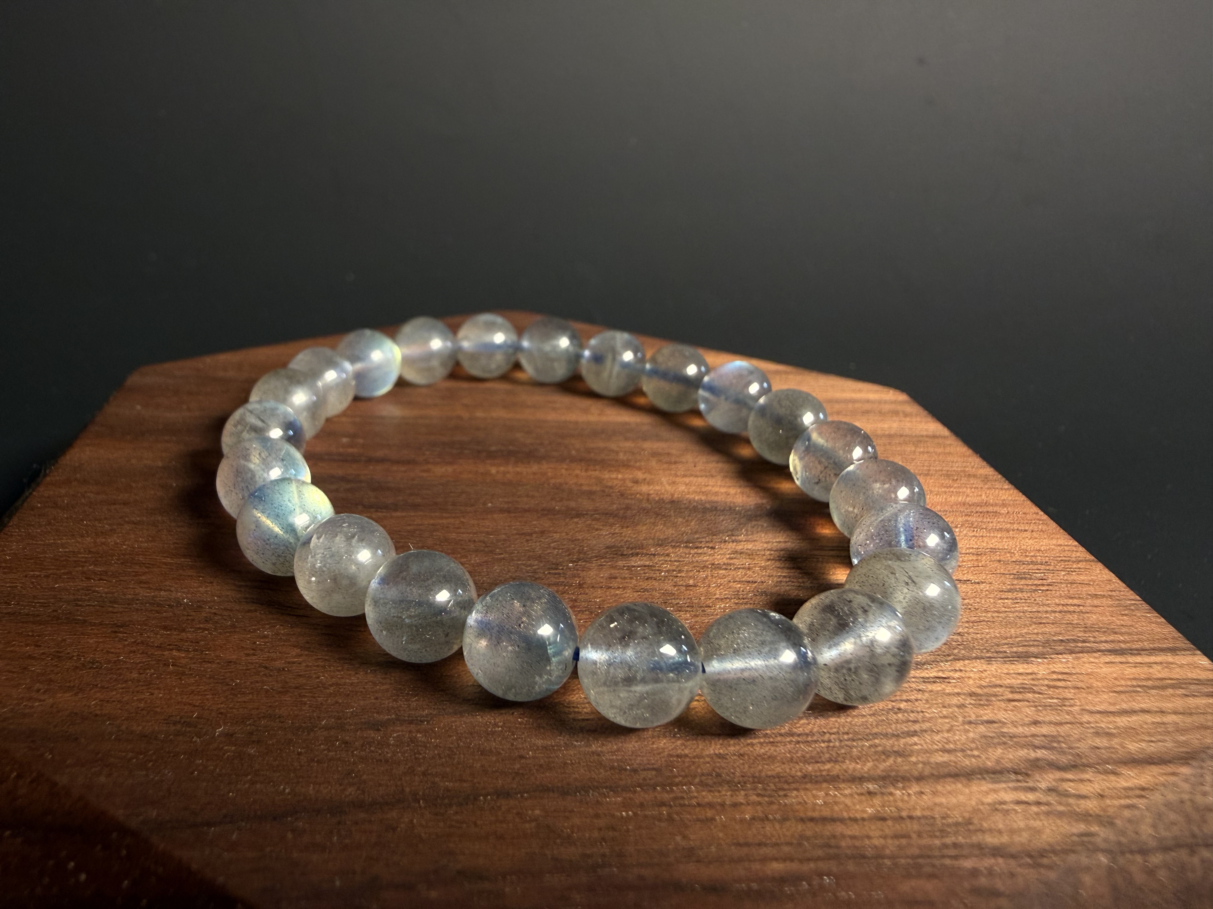 灰月光手串 (8mm) (Option 1)