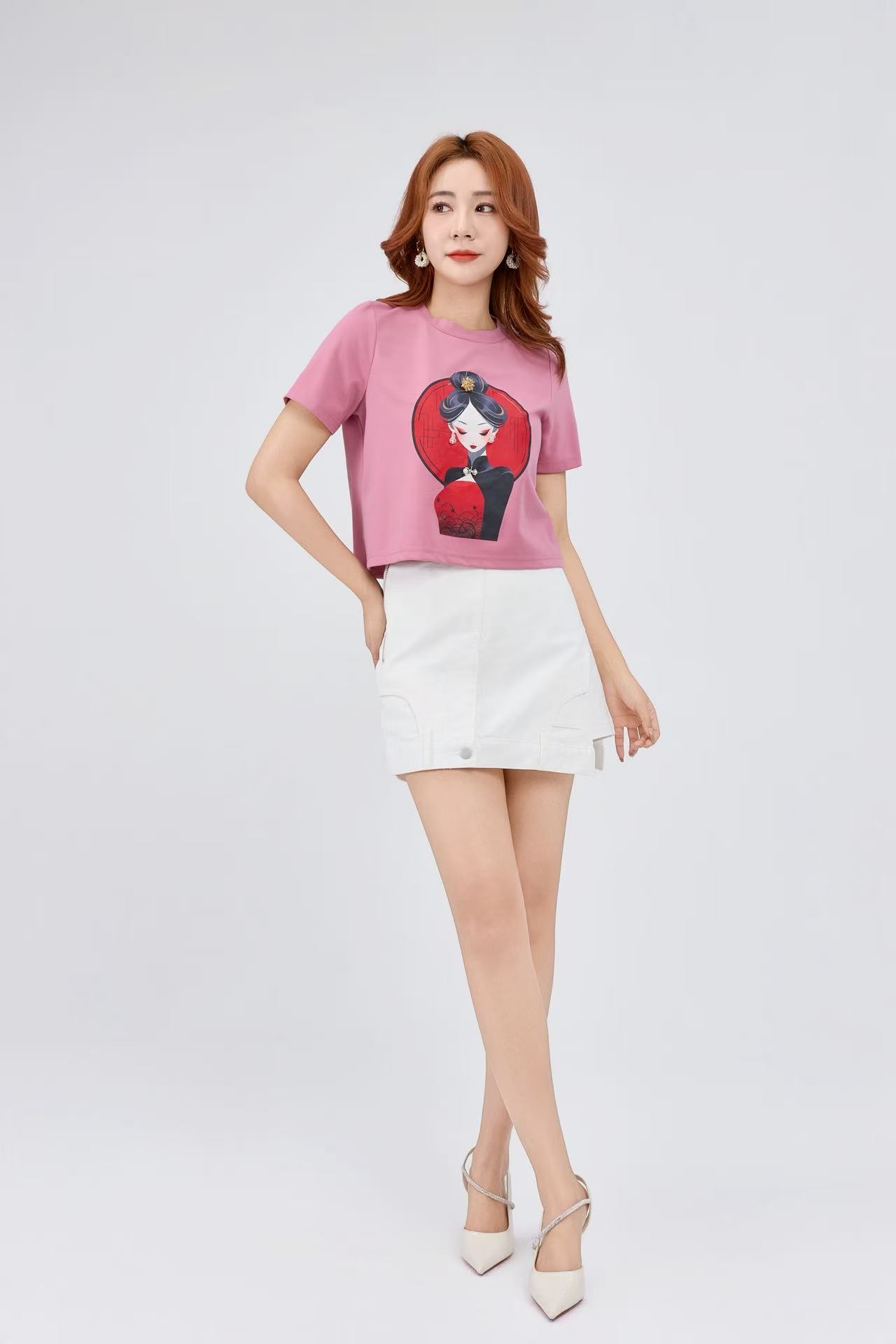 10141310 Oriental Muse Graphic Tee