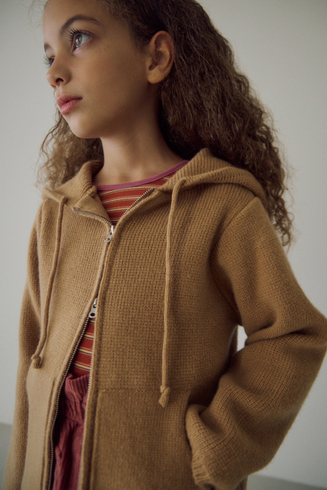 Soye | Zip up wool Hoodie (Camel M100-115)