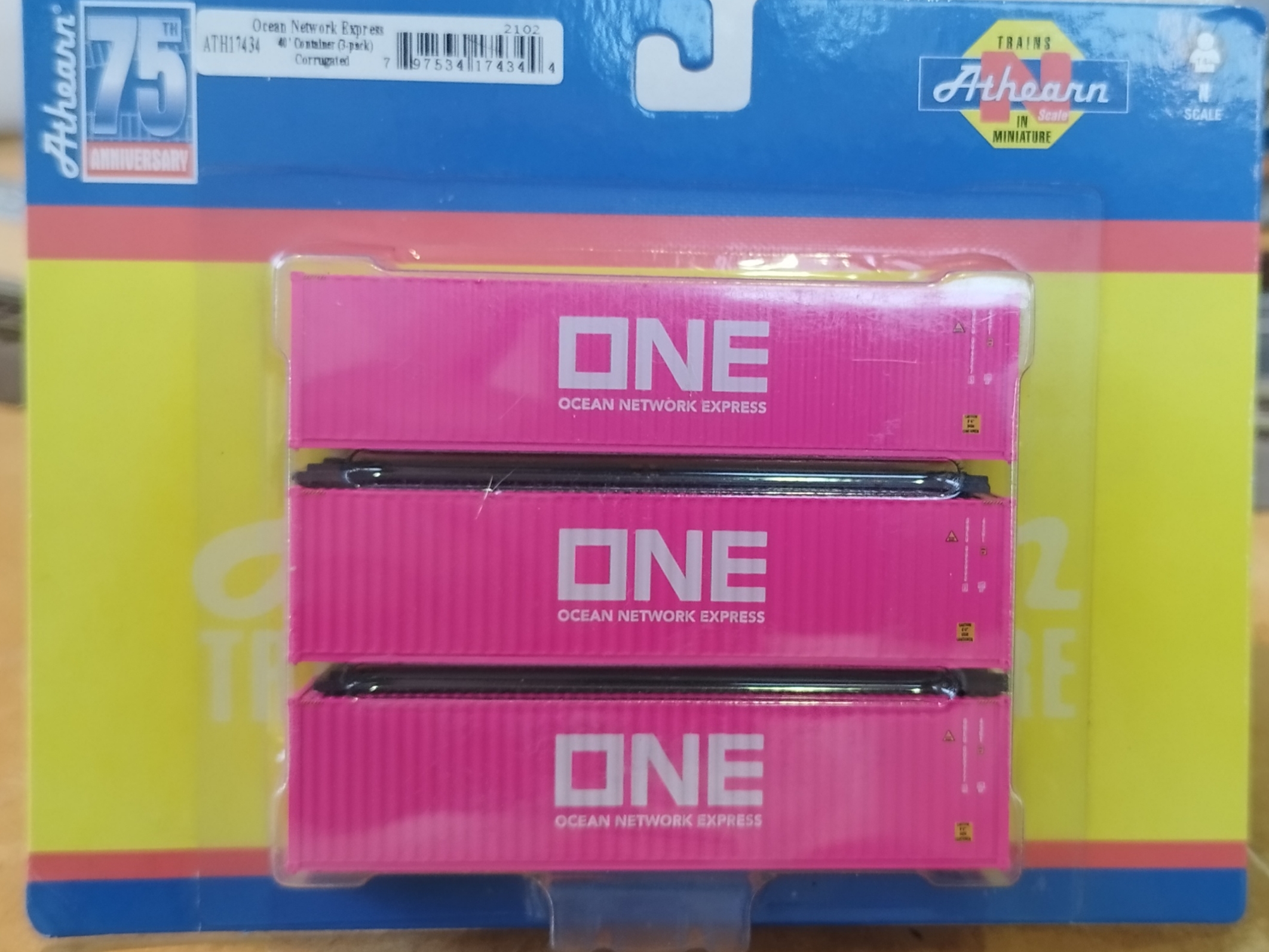 ONE HO 1:87 40尺貨櫃一套3個 （Athearn)