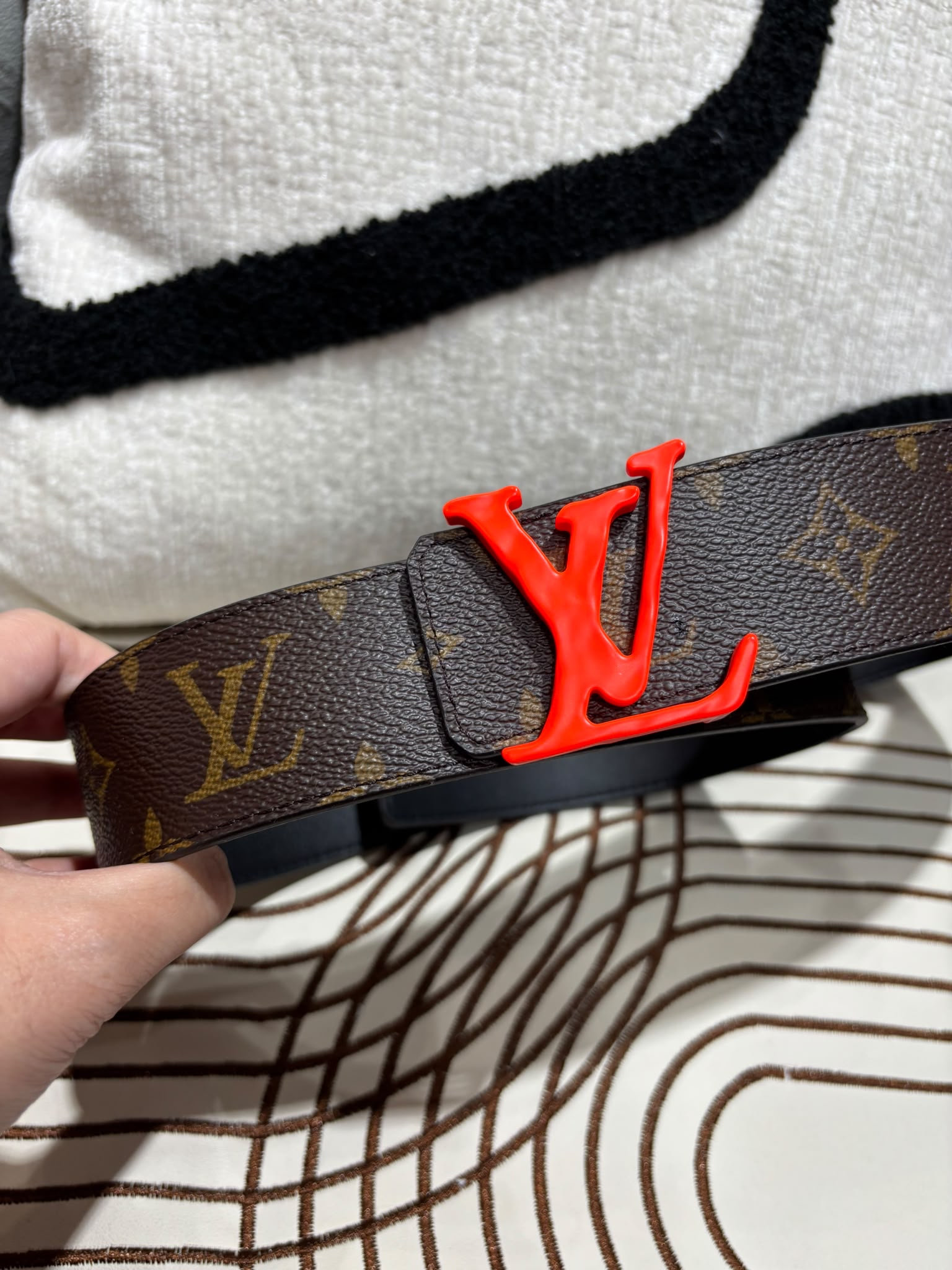 LV Logo Buckle Monogram Belt 85碼皮帶 MP216 100%Authentic ,99%new✅dust bag 