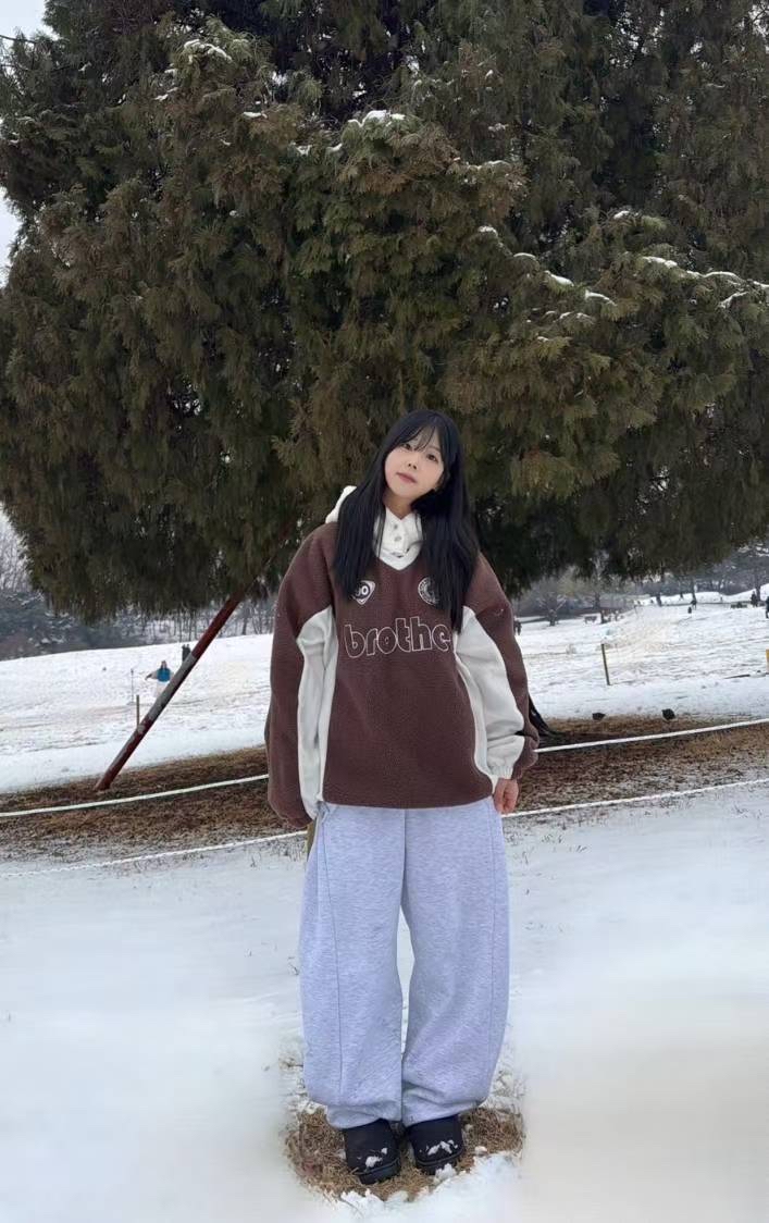 已售罄❌Iu同款 Brother Unisex毛毛Hoodie （七色）