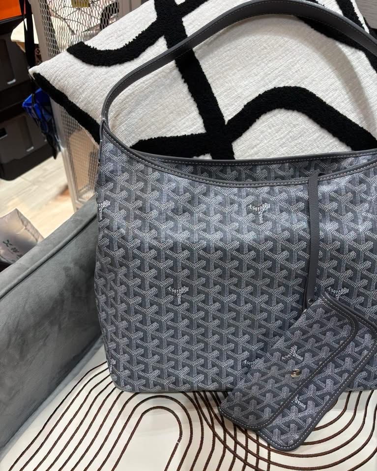 Goyard Boheme Hobo Grey  100%Authentic, 98%New  ✅電子收據✅pouch✅Dust bag