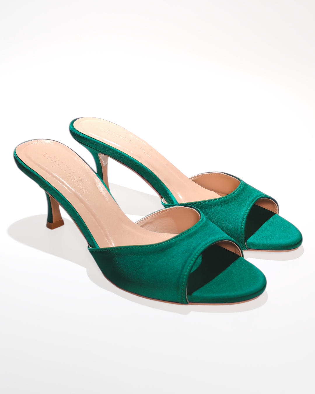 MAYA 65 EMERALD SATIN