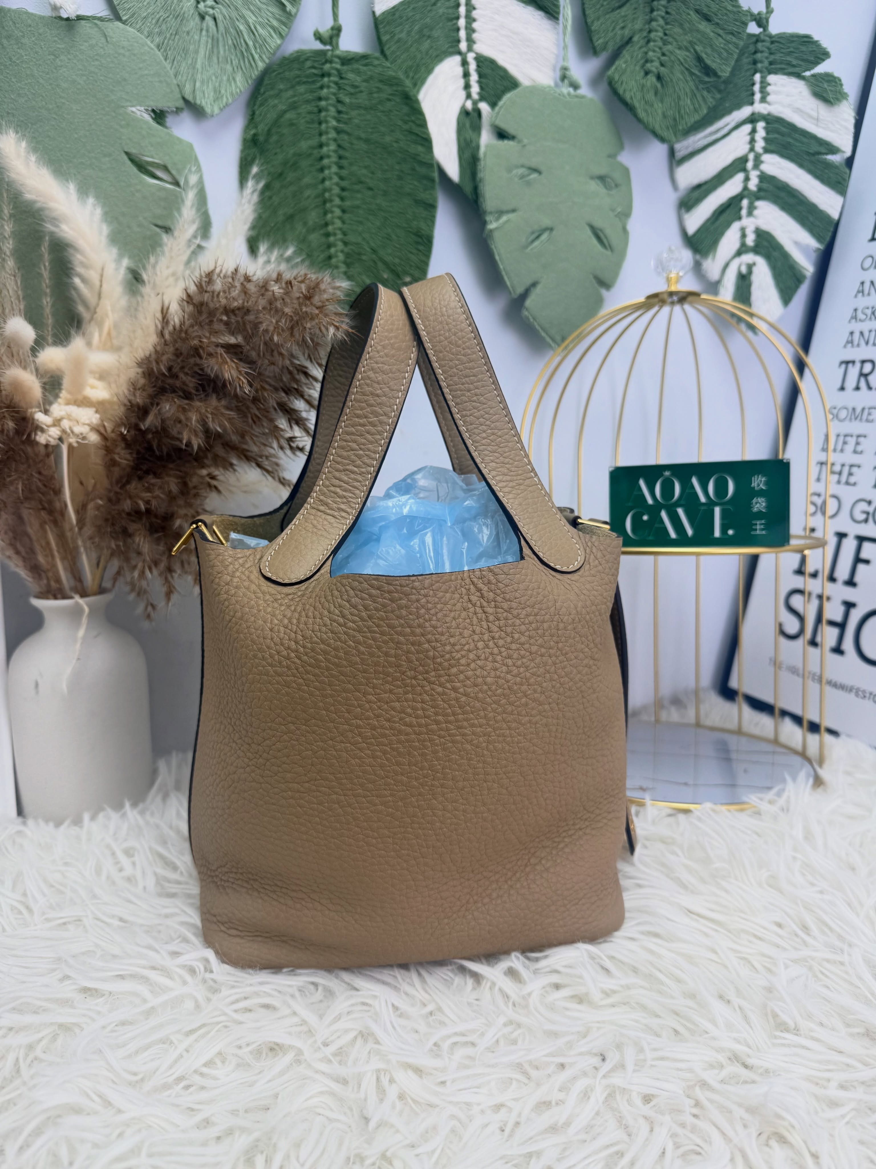 Hermes👜 PRE OWNED 🛍️ 風衣灰 金扣 p18 b stamp 有盒有塵袋   
