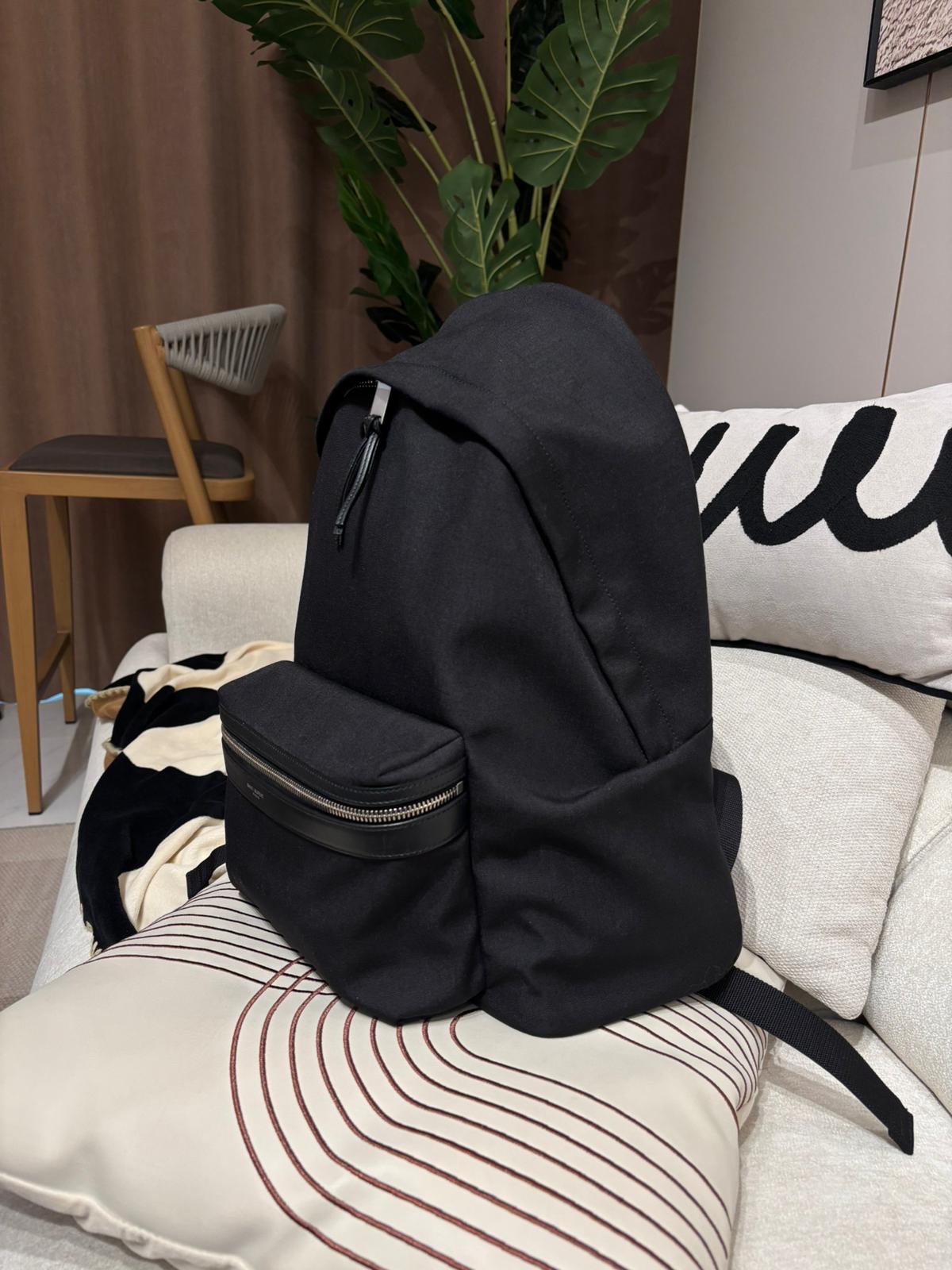 SAINT LAURENT nylon city backpack ysl 背囊 100%Authentic ,98%new✅Dust bag  