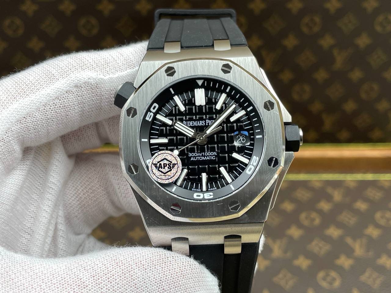 爱彼皇家橡树离岸型系列男士腕表