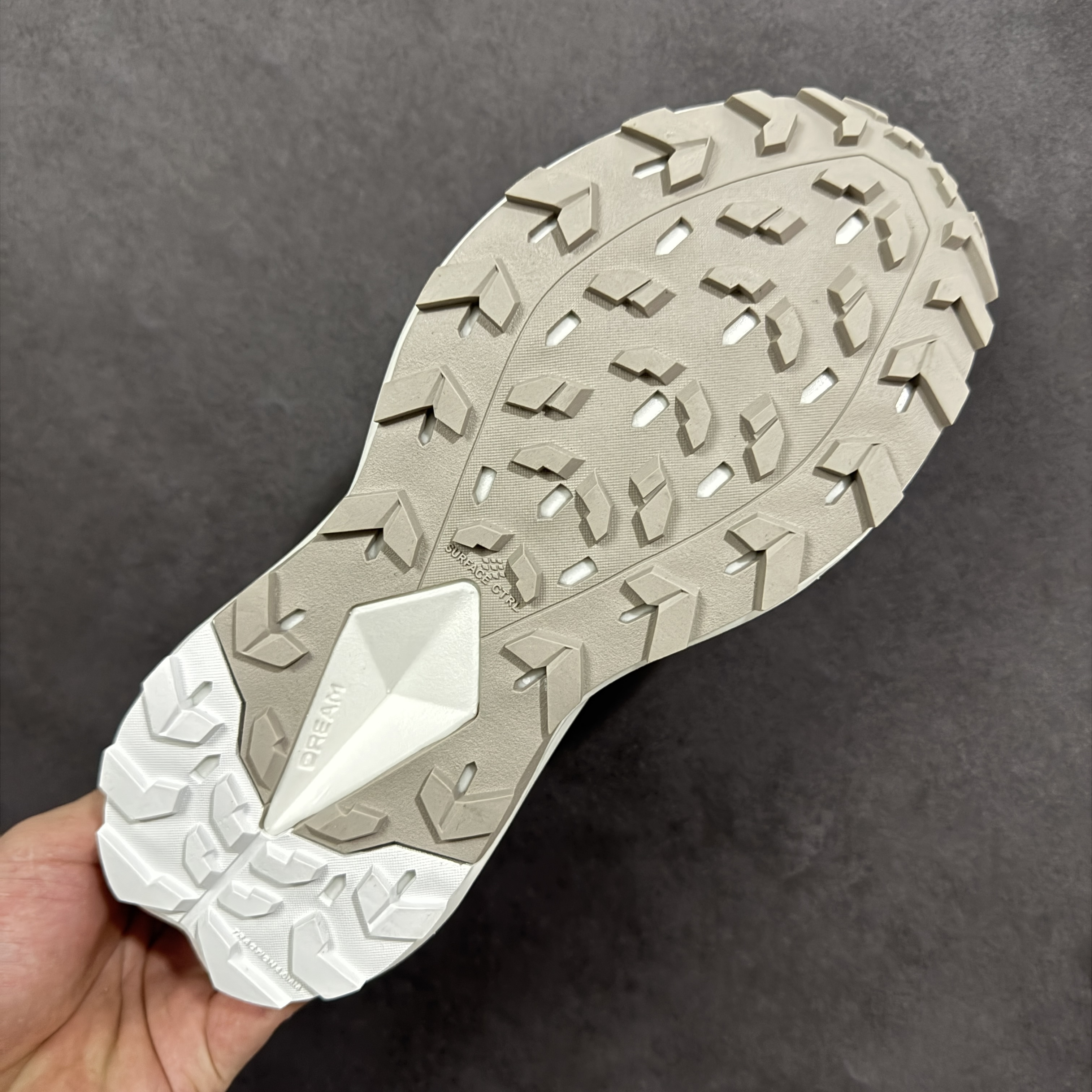 The North Face VECTIV Enduris 4