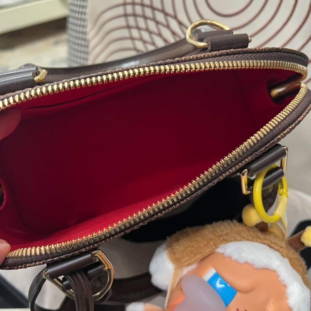 Lv alma bb damier ebene 100%Authentic,98%new ✅鎖Key ✅肩帶✅dust bag✅box