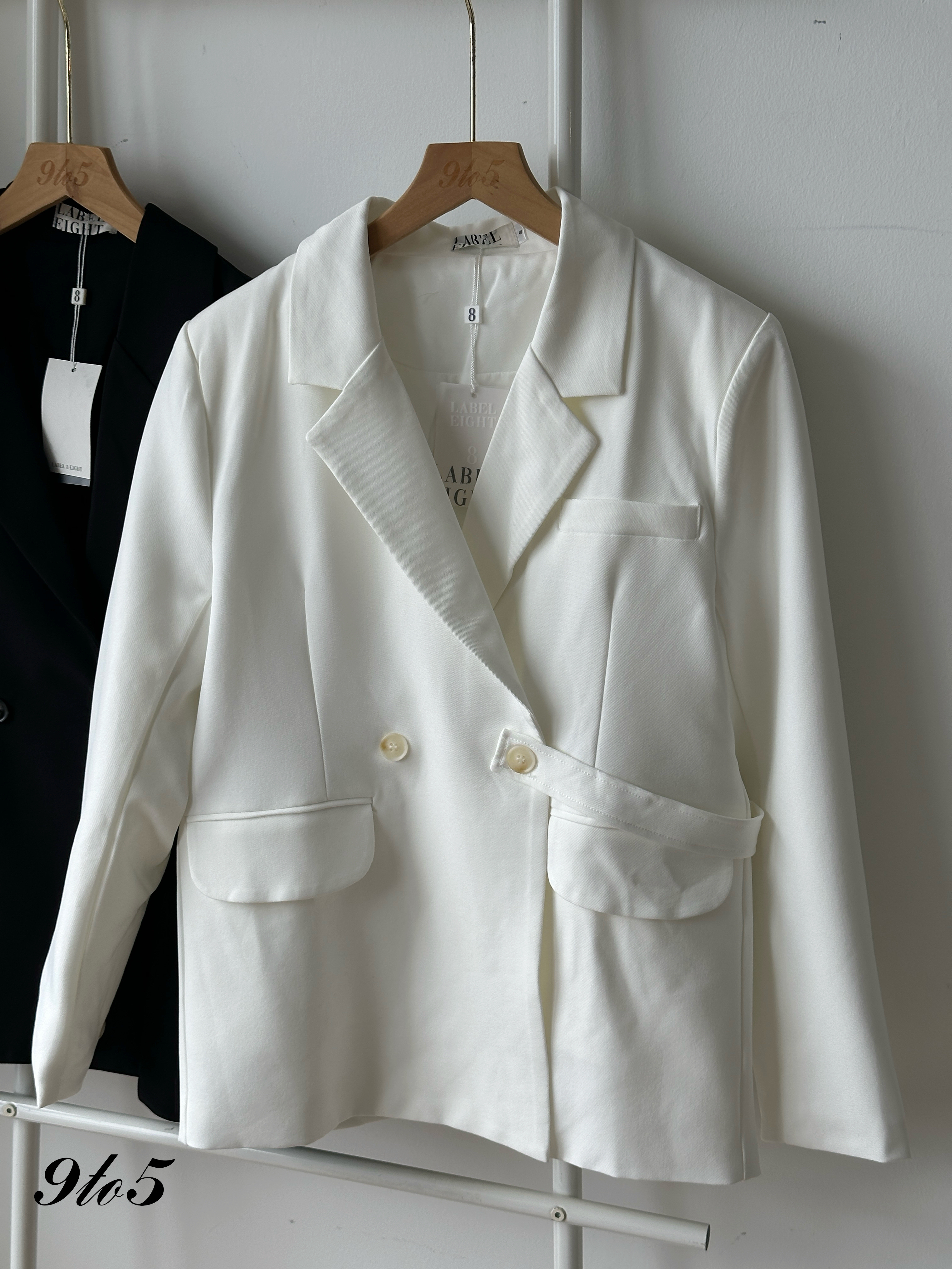 T4112 Long Sleeve Blazer - Black & White 