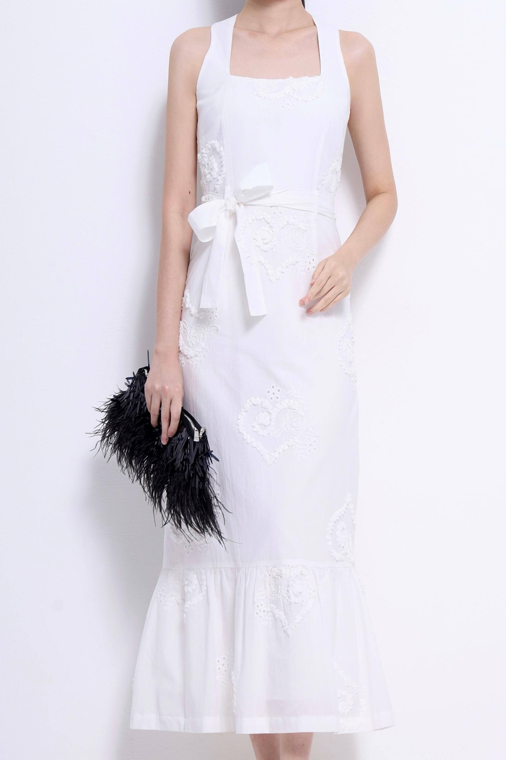 CD2146 EMBD CUTOUT LACE DRESS