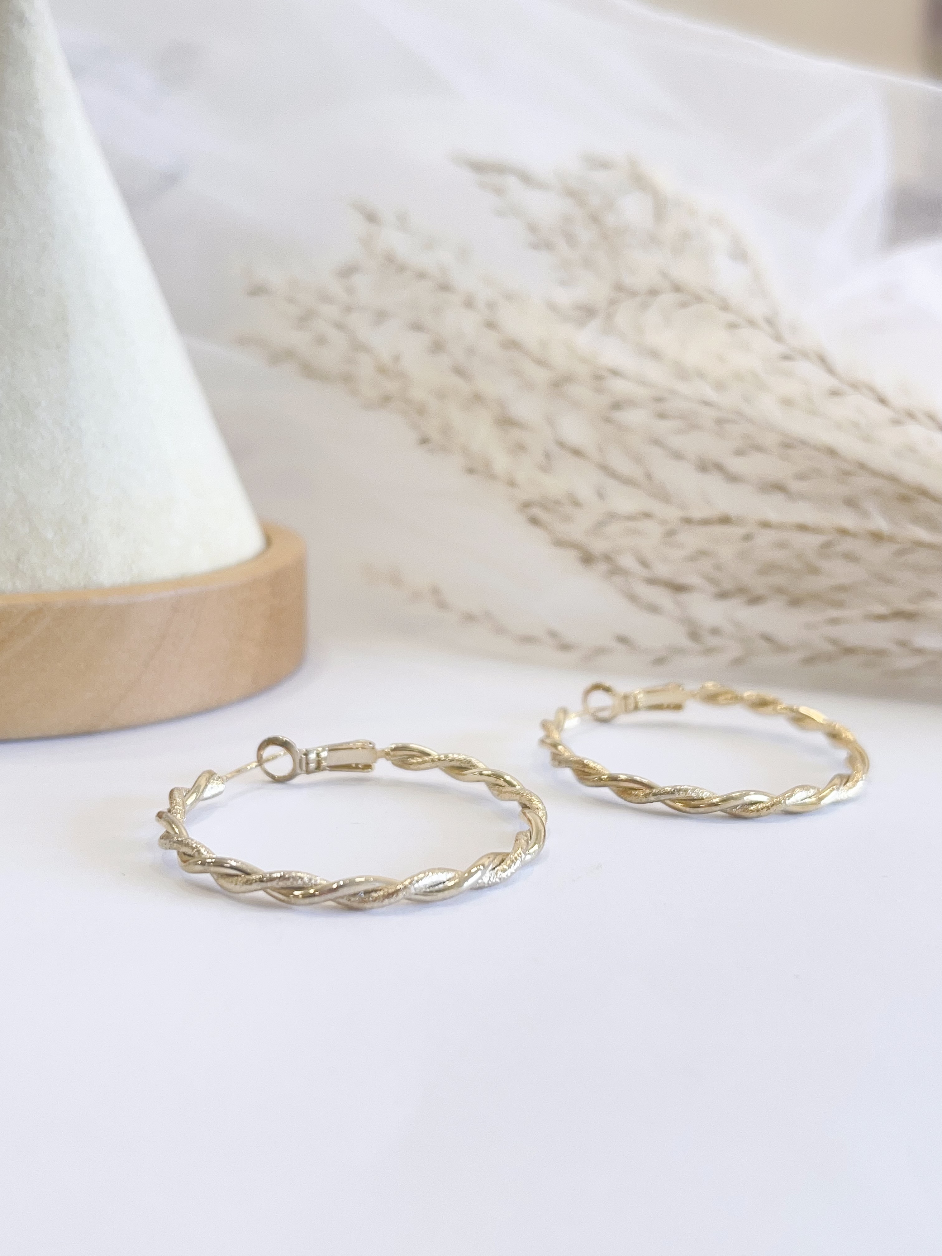 上班族必备麻花耳圈耳环