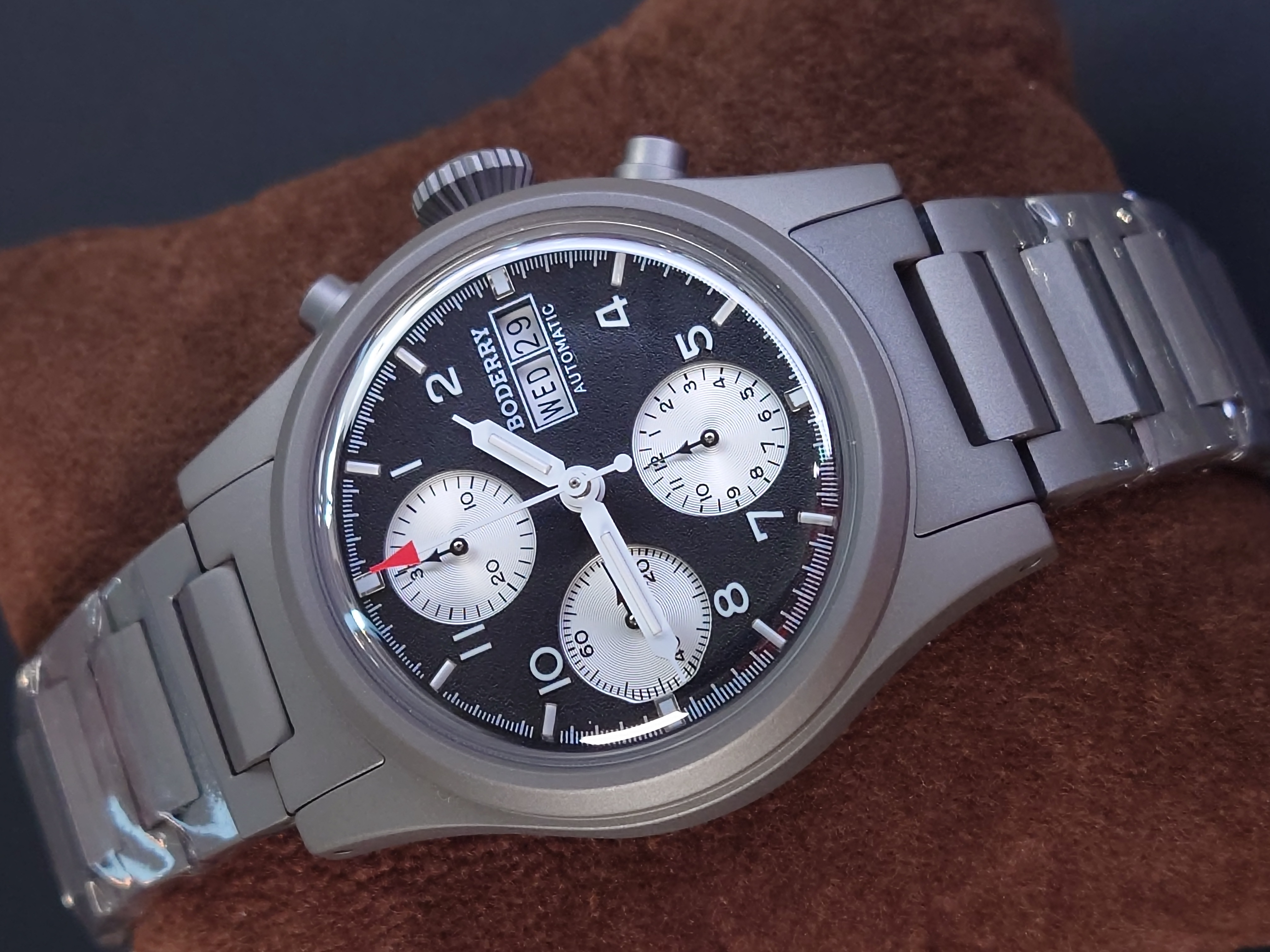 Boderry Landmaster Titanium Chronograph Automatic -  BD-A18T-03B BKPanda