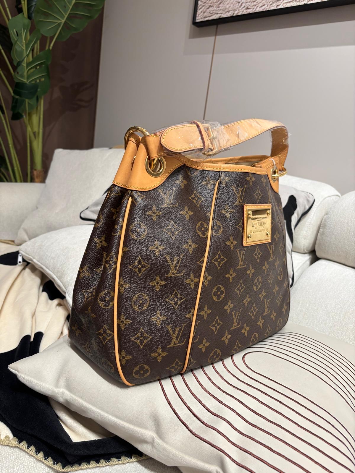 未使用品 Lv Galliera pm Monogram 100%Authentic, unused ✅dust bag