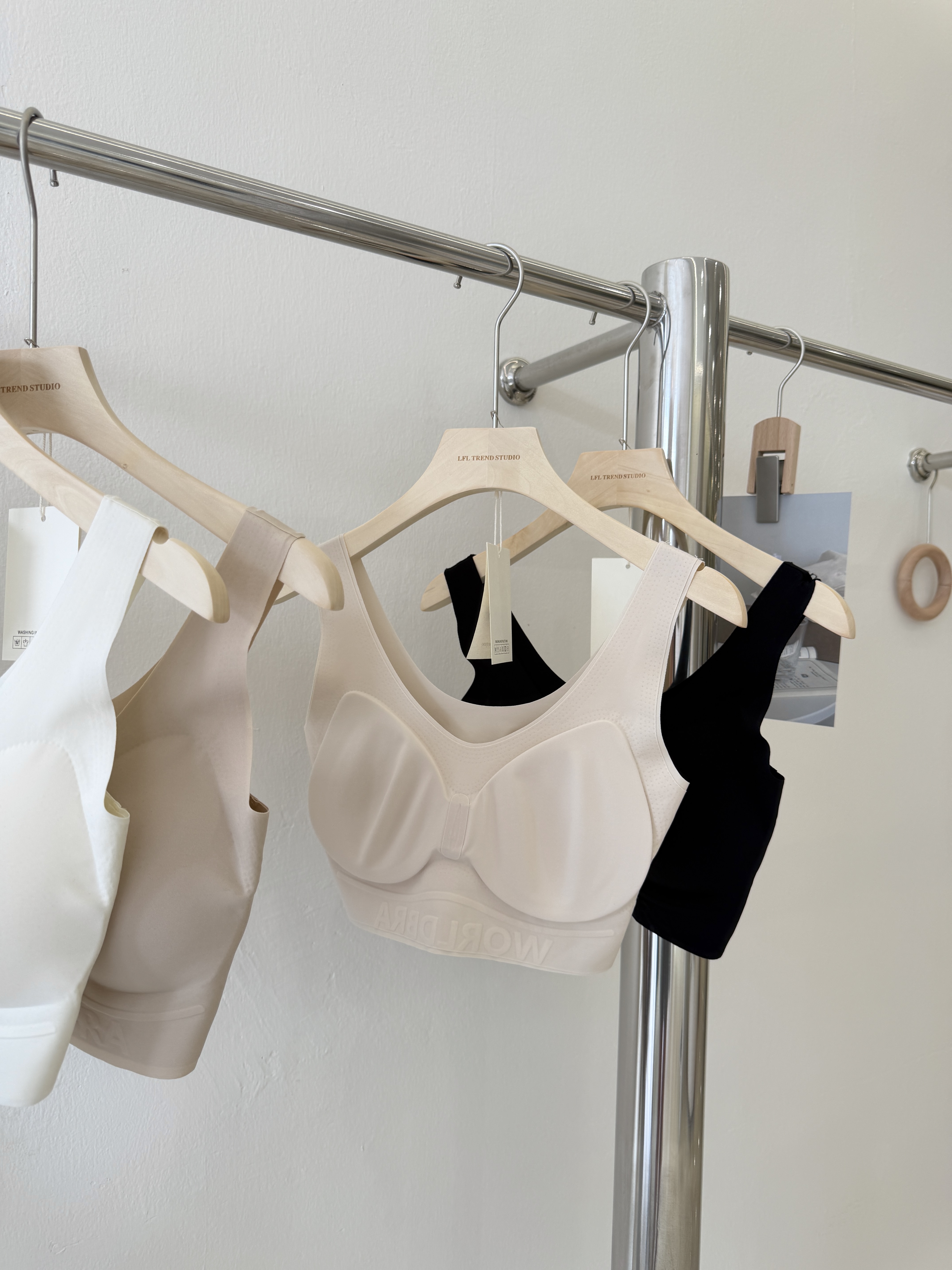 6636 粉底液云感果冻Bra