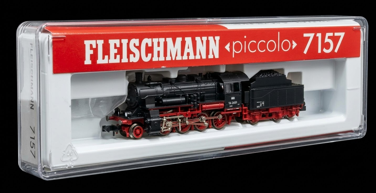 Fleischmann N scale (1:160) German Federal Railway (DB) class BR 56 2659 2-8-0 steam locomotive with tender