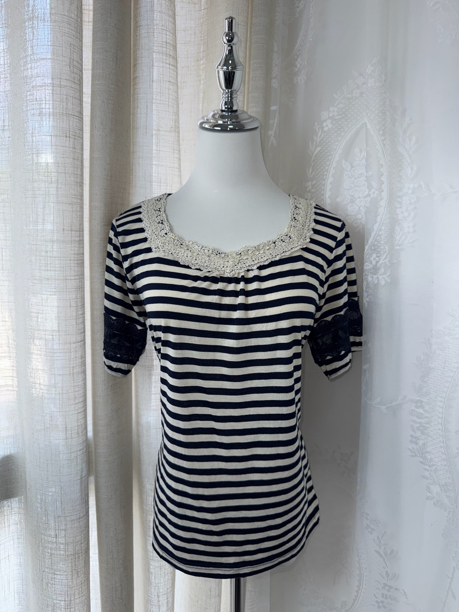 Axes Femme Nautical Striped Lace-Trimmed Tee