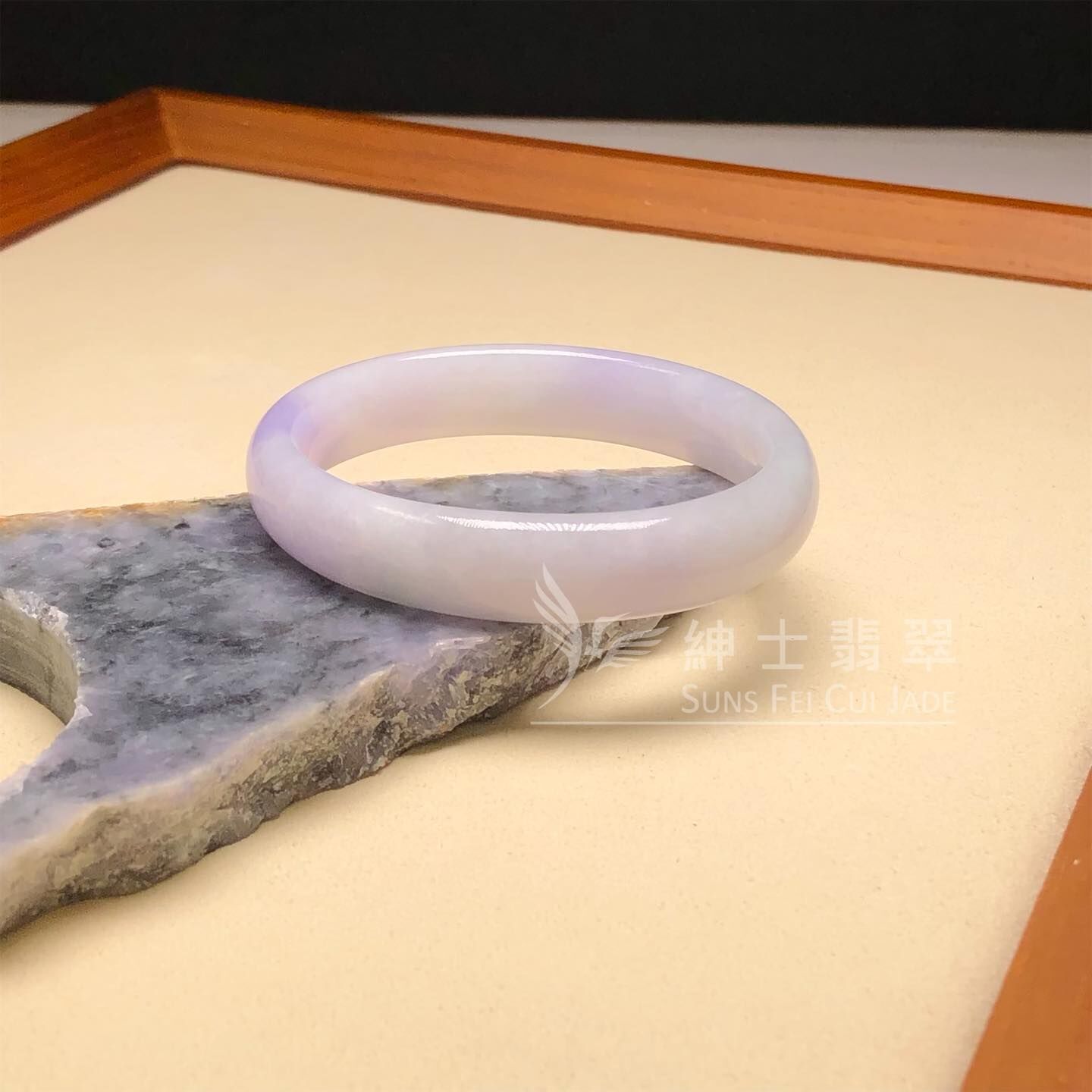 會卡紫羅蘭貴妃鐲51.8mm