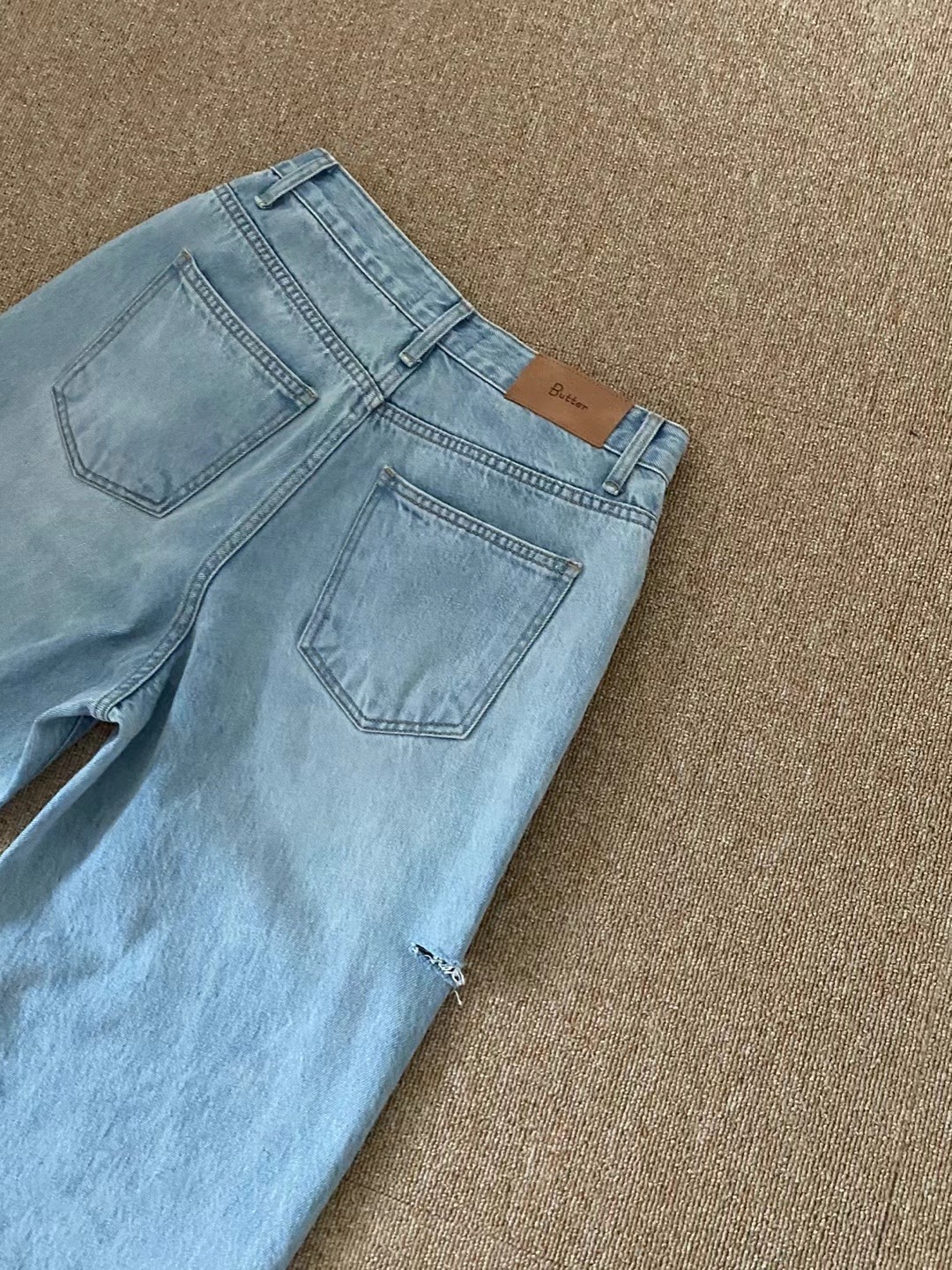 ♥︎隨性直腳擦破Ripped Jeans