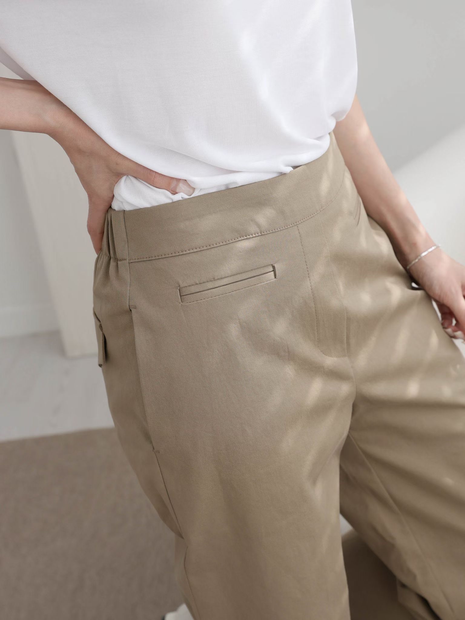 後橡筋腰直筒褲