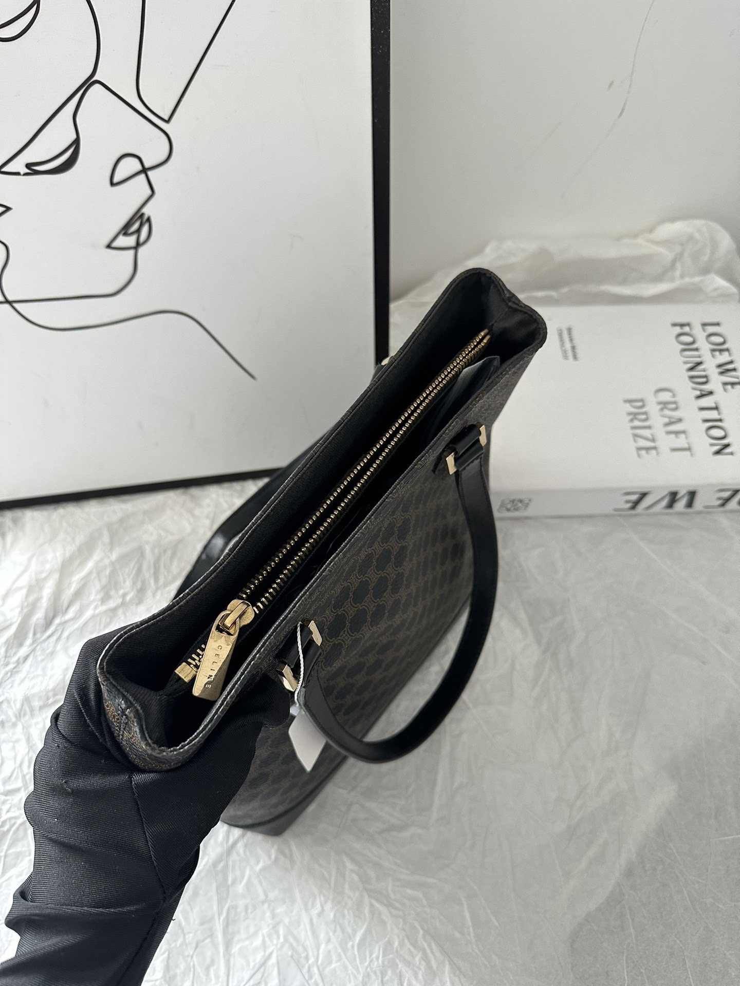 【預訂貨品】Celine黑花tote bag