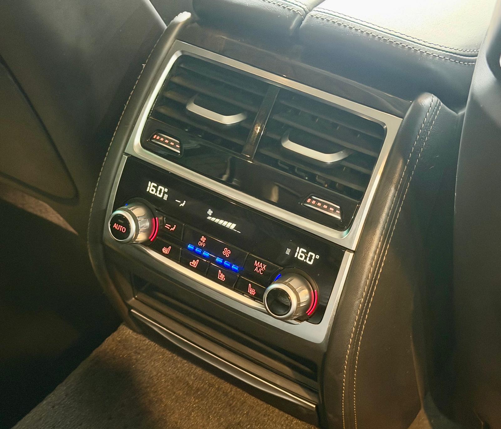 B.M.W. 740LIA Saloon (G12)2015