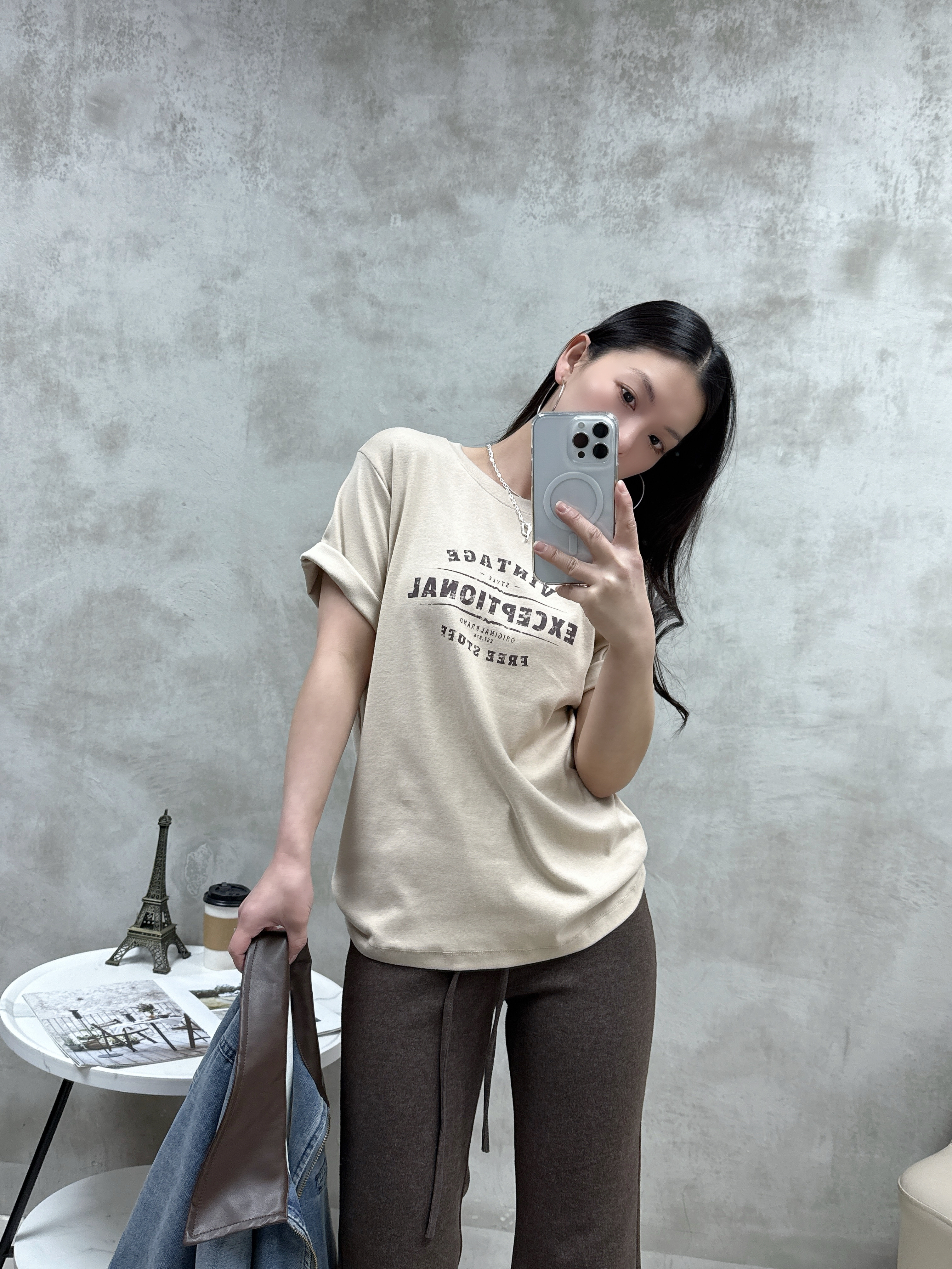 E36 洗水棉英文字Tee