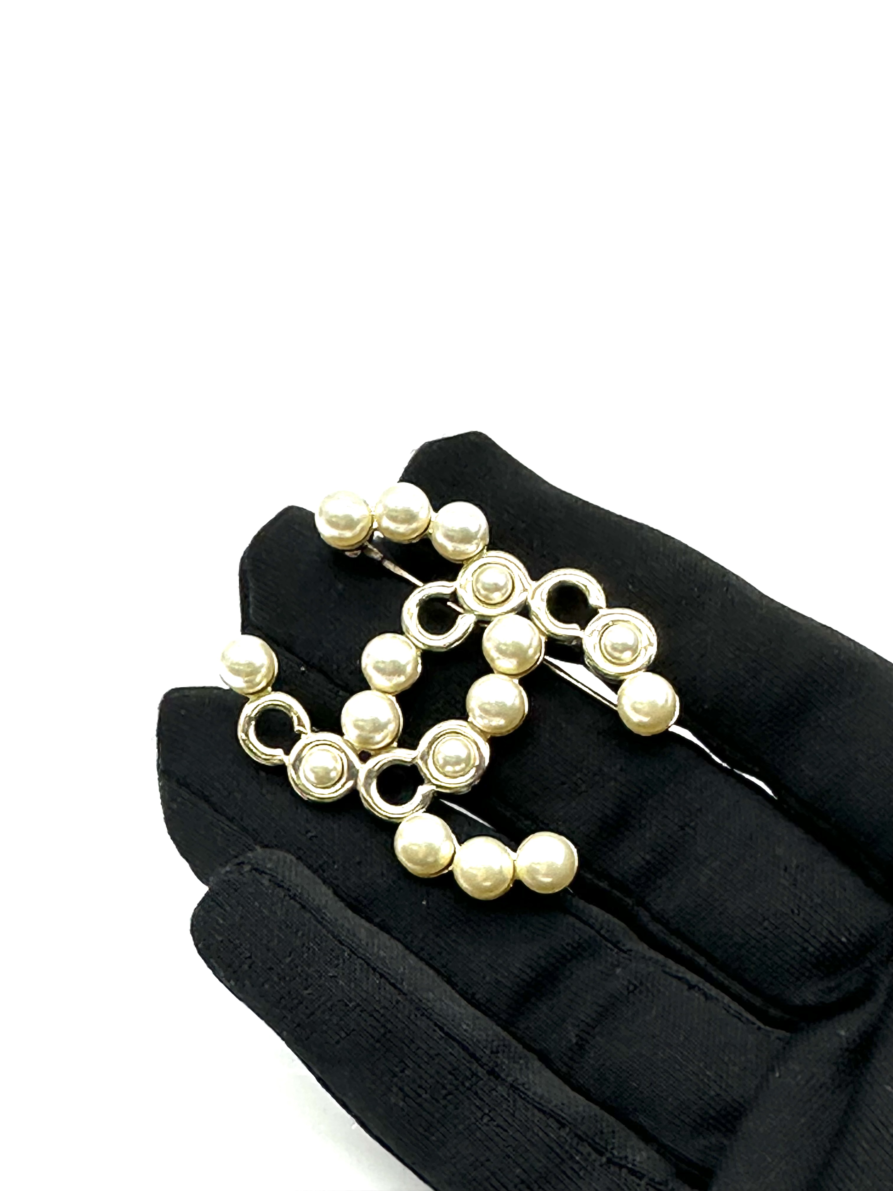 Pre-owned Chanel brooch / Product Code: 26040401