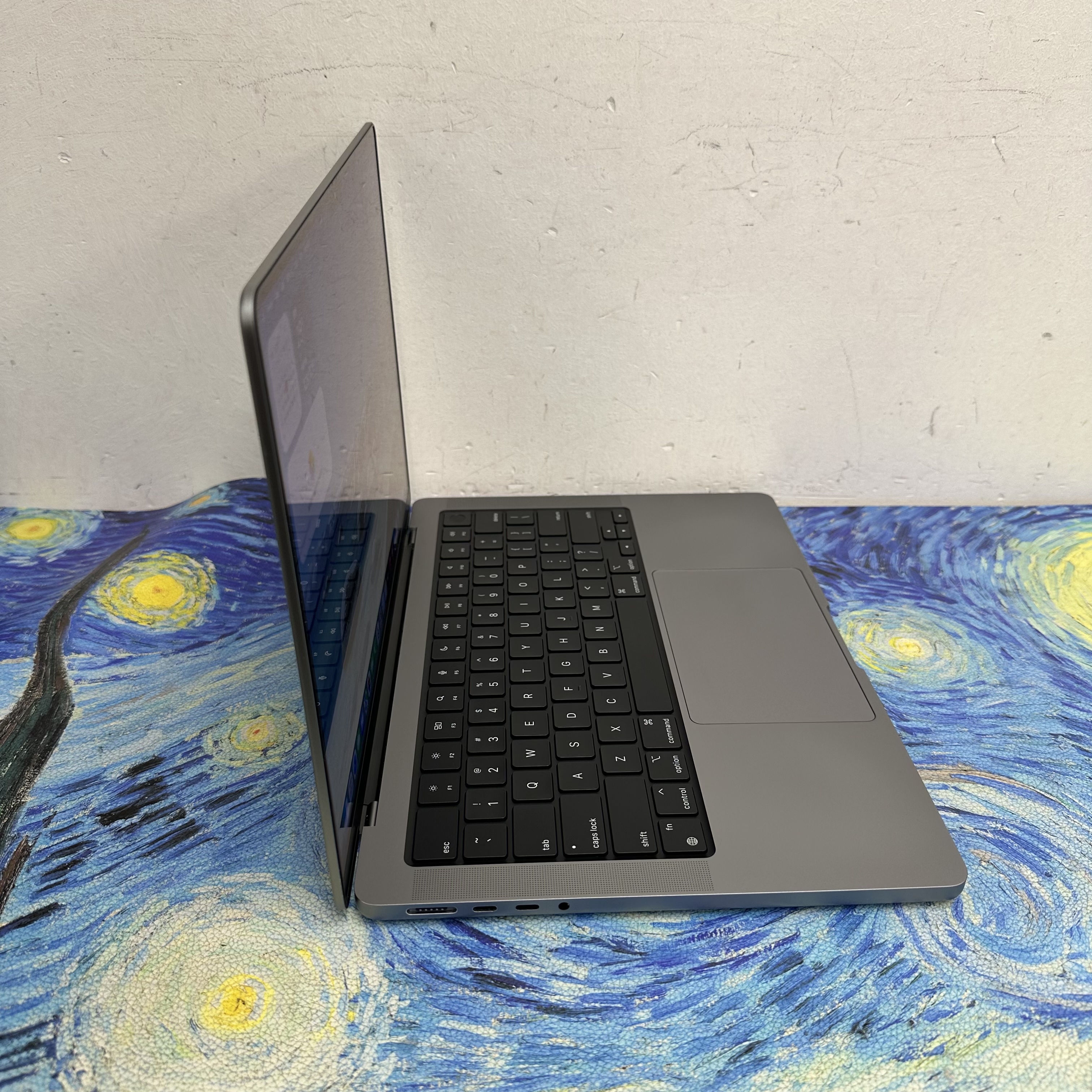 #5865 Apple MacBook Pro M1 Pro CPU 16GB Ram/512GB SSD 電94 太空灰 Space Grey