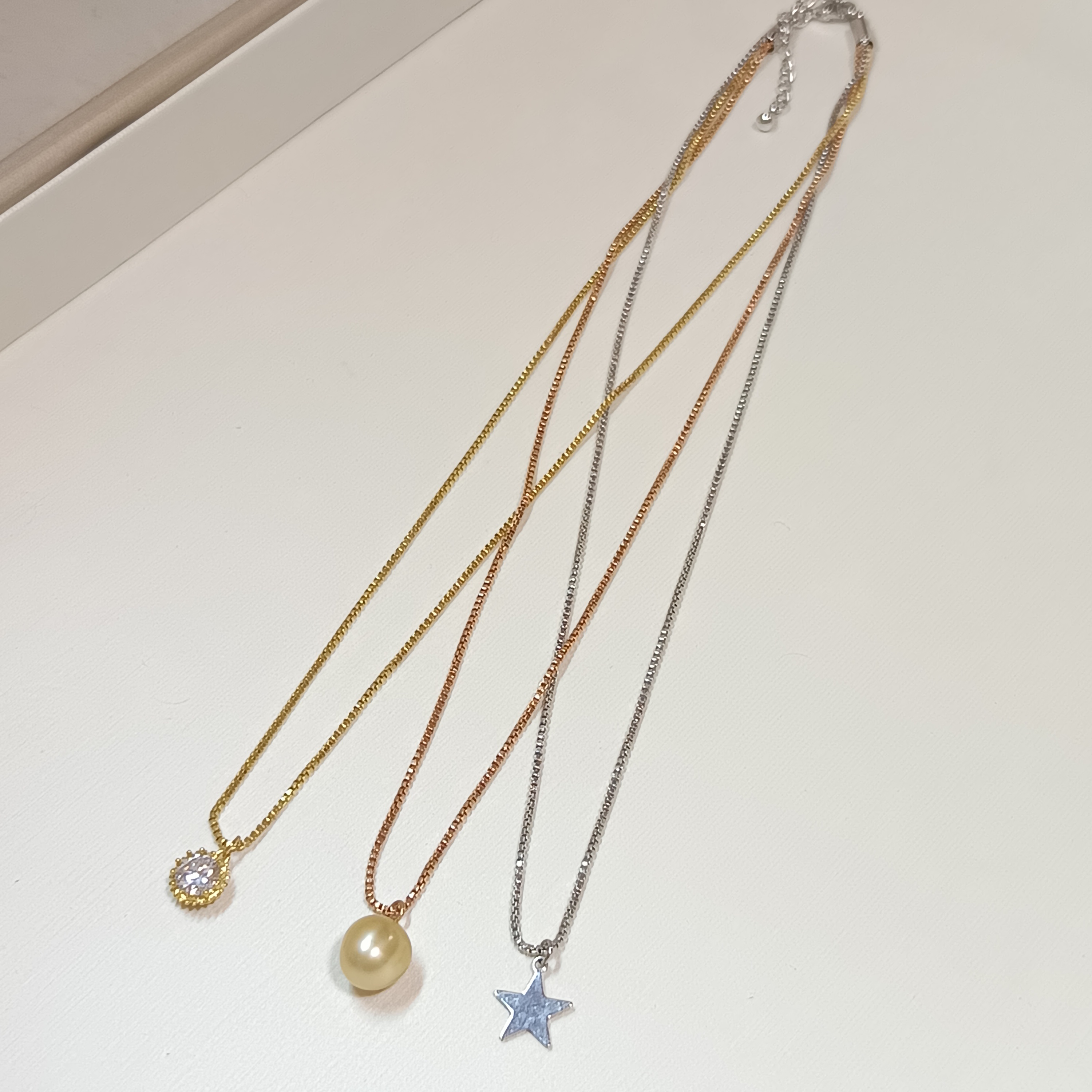 特價品‼️水滴強光南洋中濃金海水珍珠注金三色三層時尚項鍊