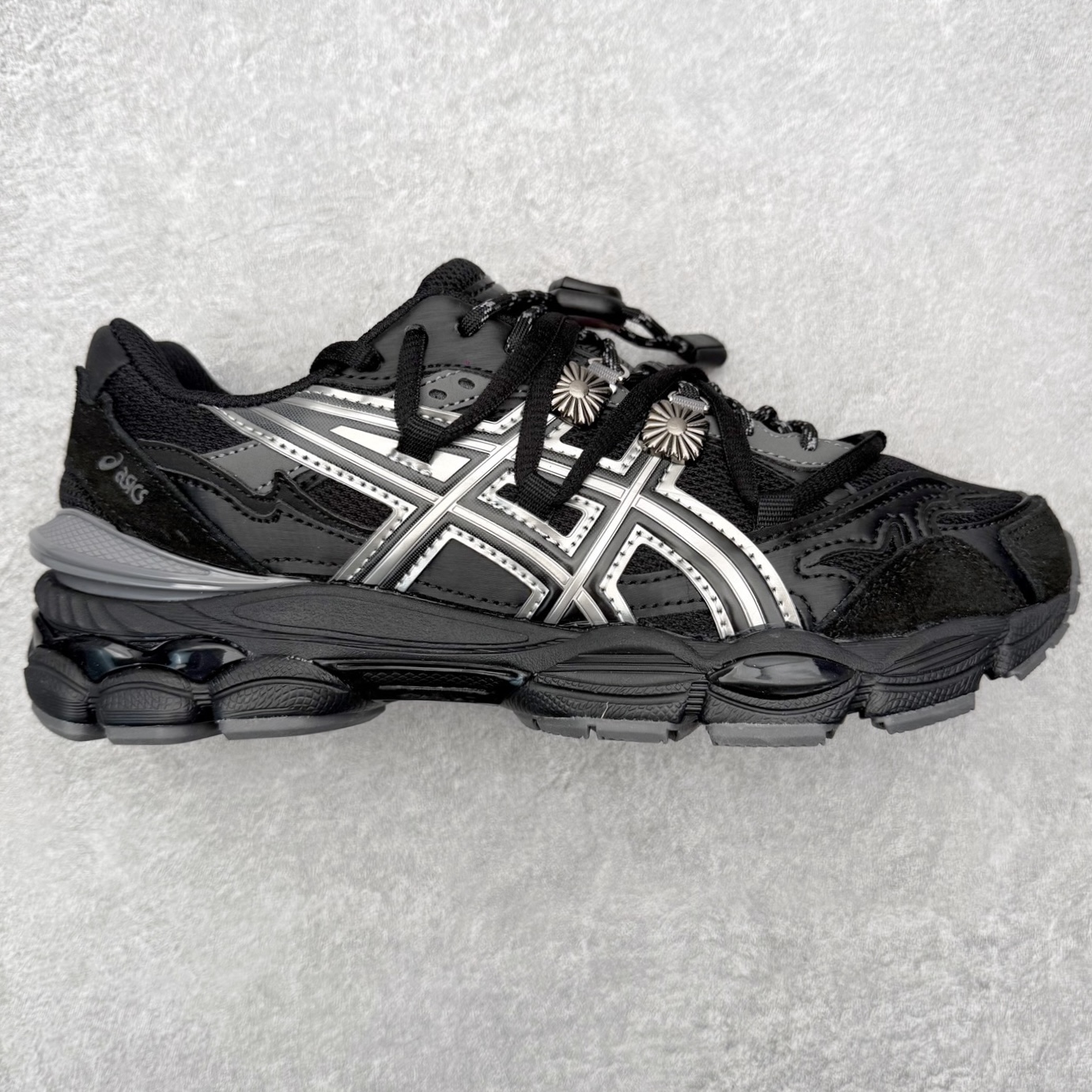 Toga x Asics Gel-Cumulus 16