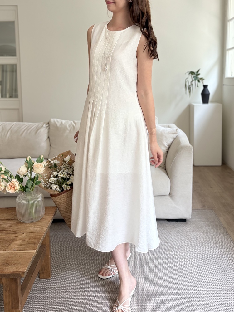 Linen Pintuck Dress (Ivory)