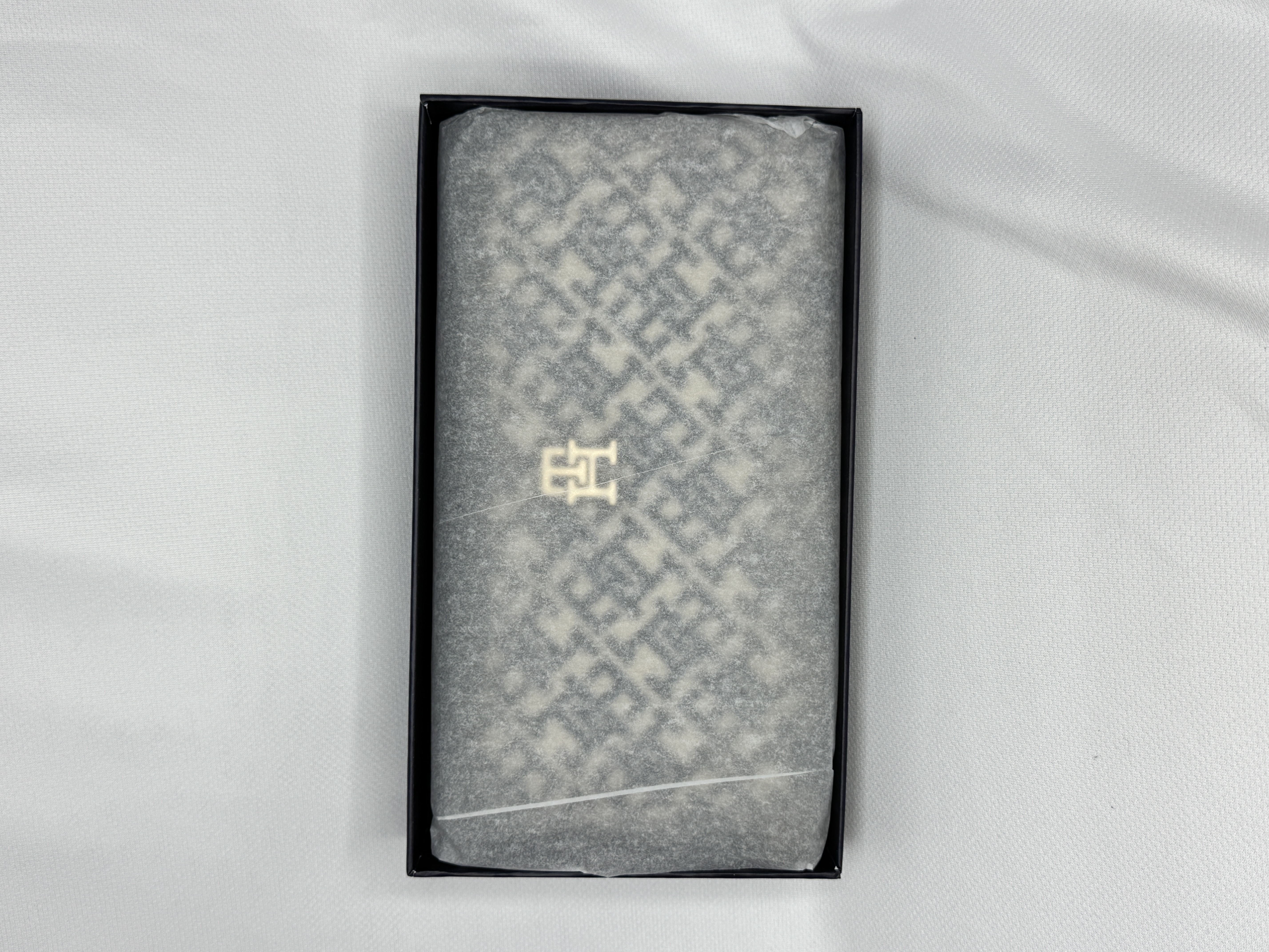 Tommy Hilfiger Monogram長銀包 (香港現貨)