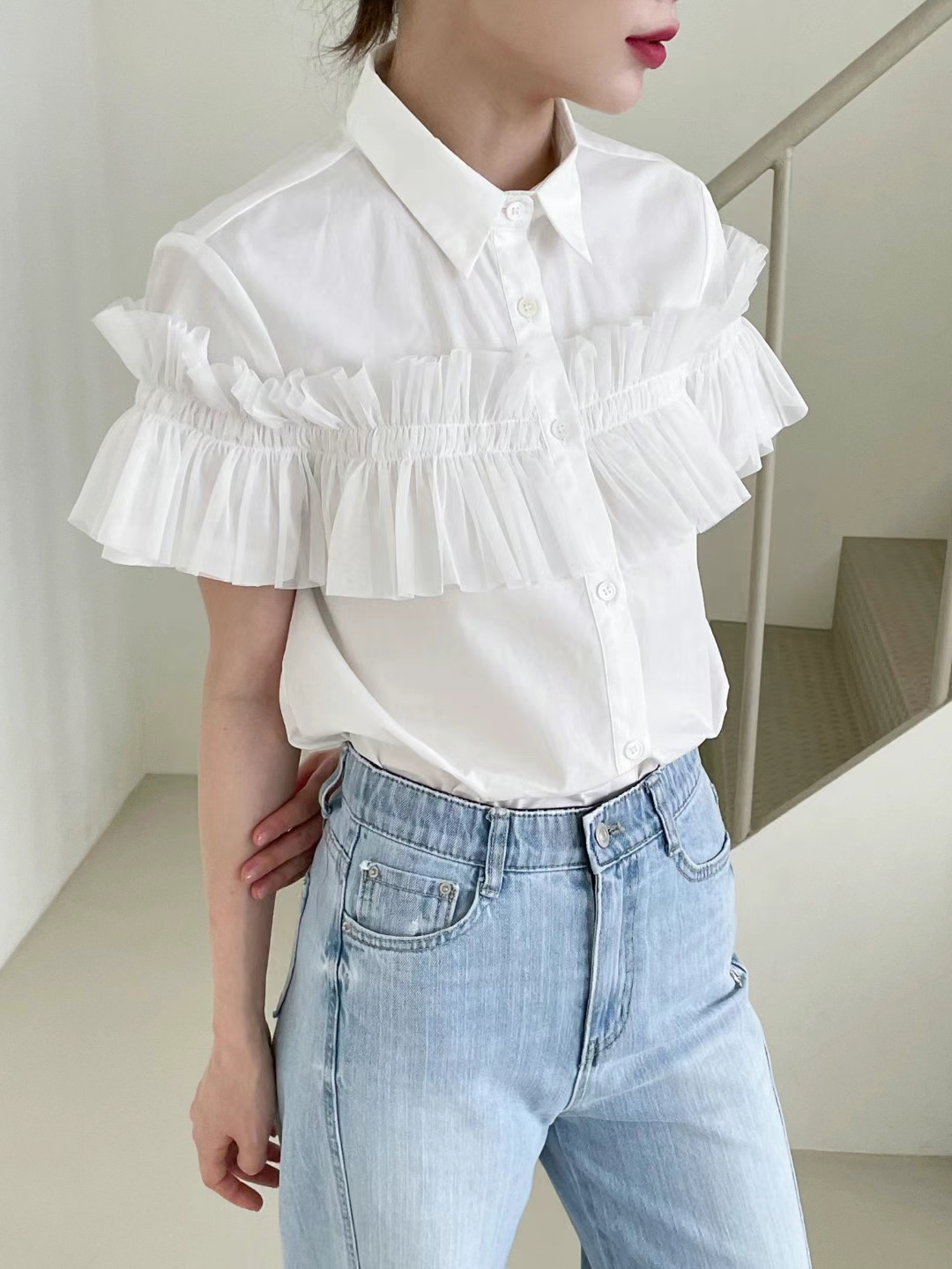 Lace Trimmed Short Sleeve Shirt ‖ 蕾丝拼接设计感短袖衬衫 KR0111866