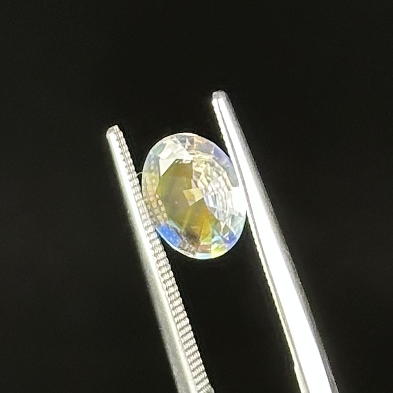 月亮石 - Rainbow Moonstone GM002