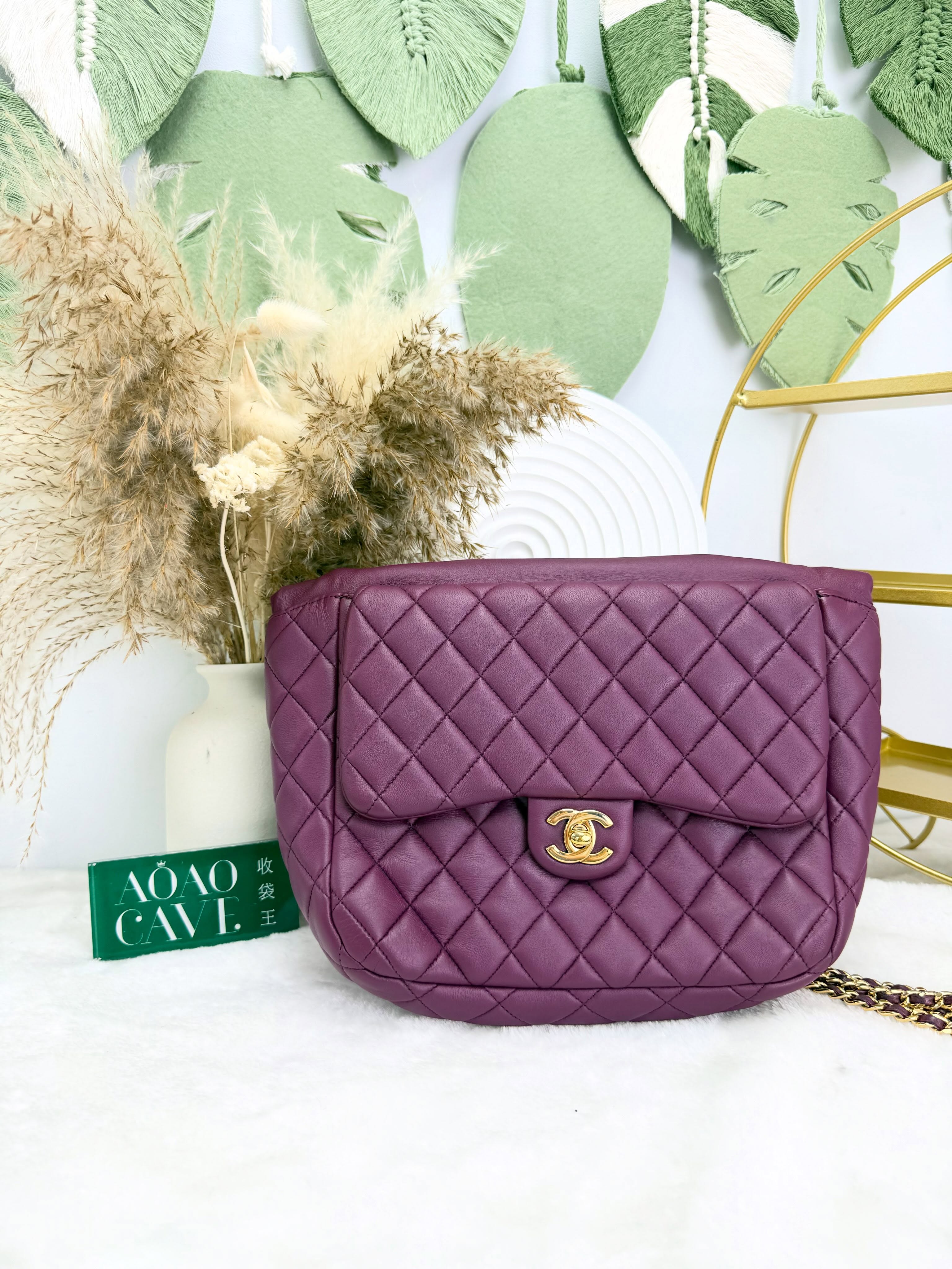 👜 PRE OWNED 🛍️酒紅羊皮束口包 21開 有卡有單 💜